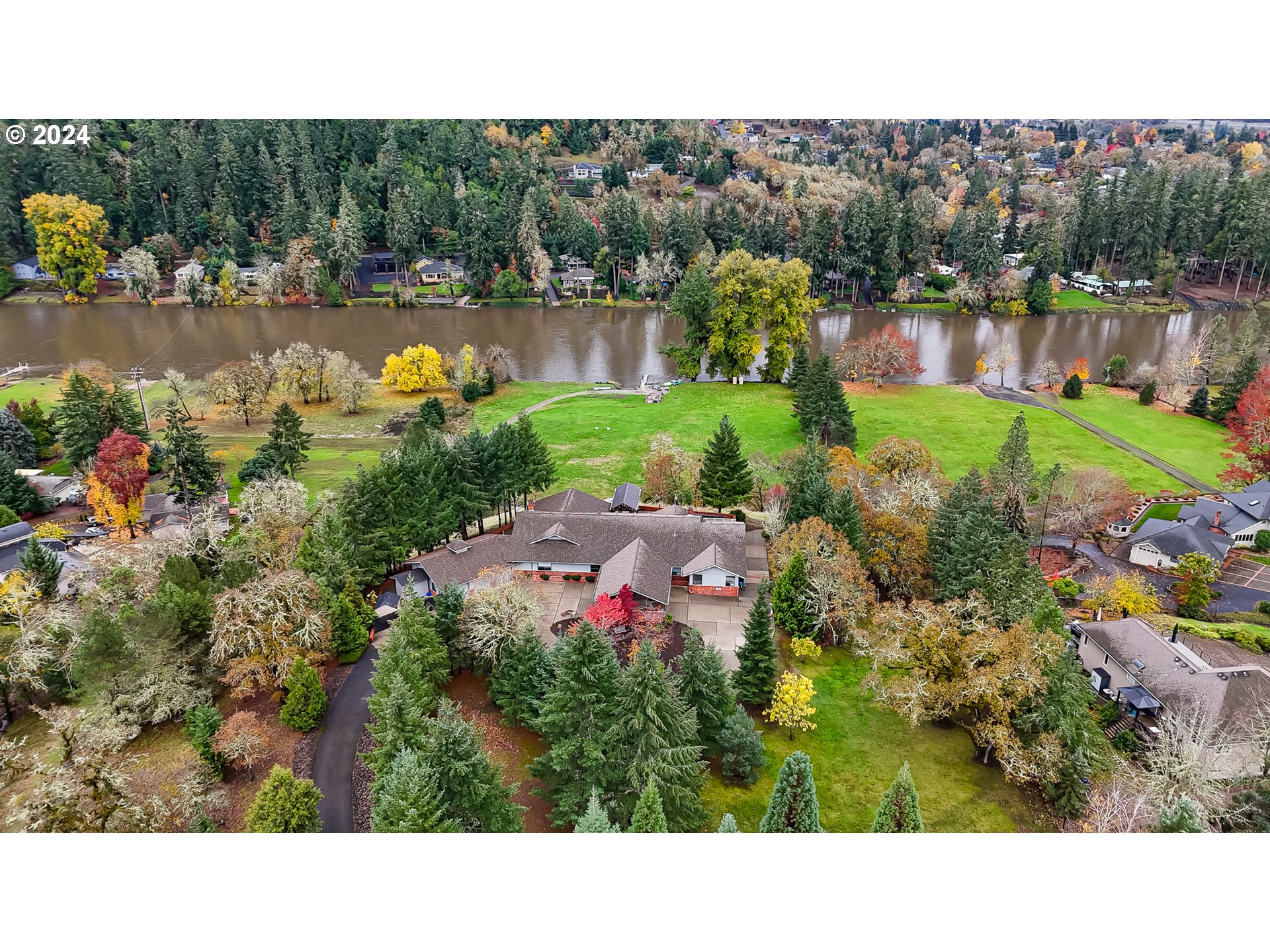 1081 Umpqua College Rd Property Photo 47
