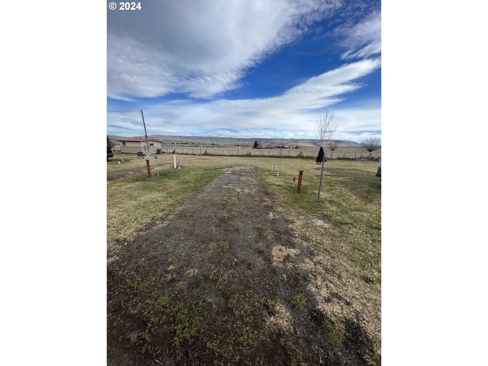 265 Hwy 395 Property Photo 8