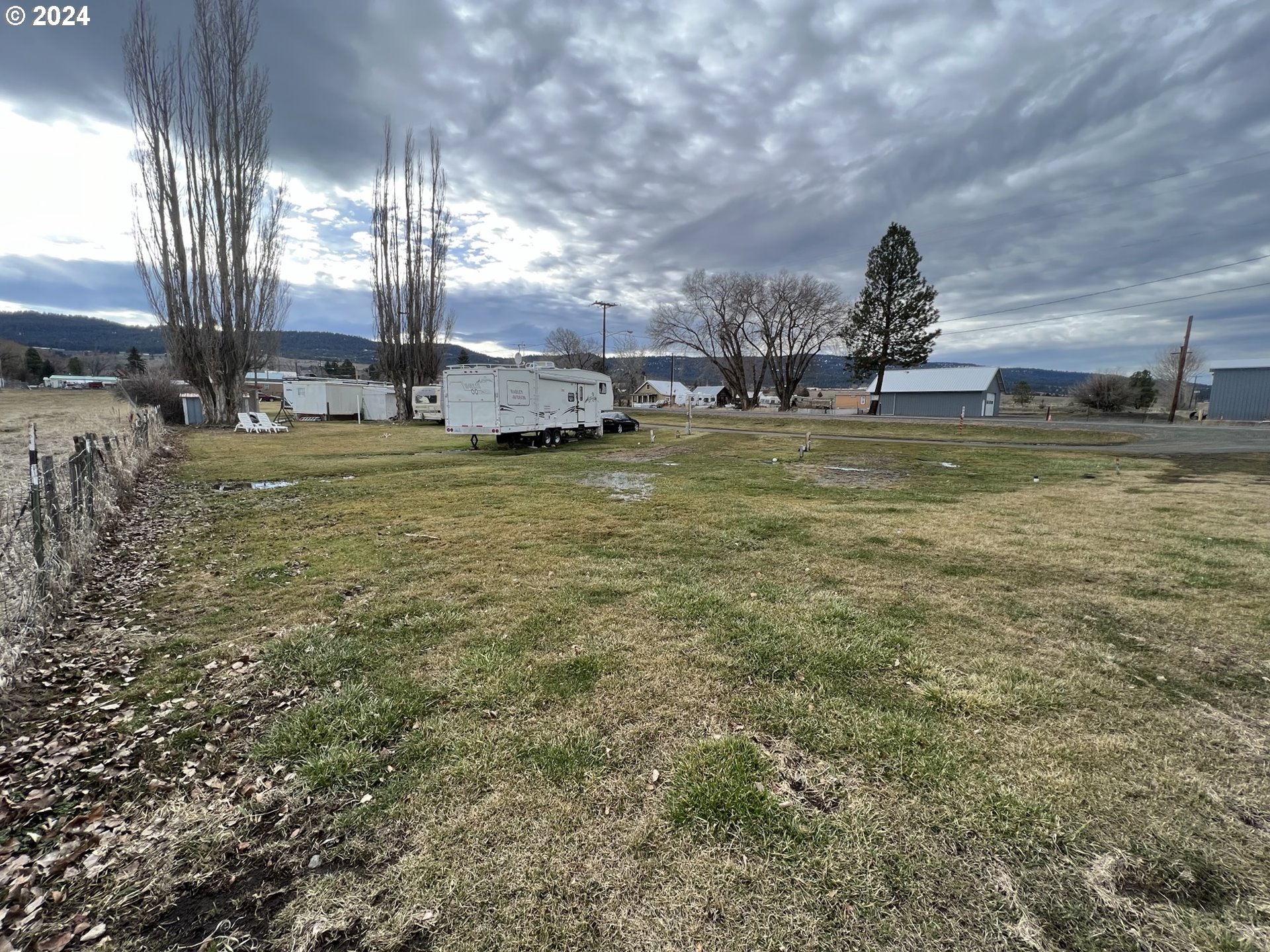 265 Hwy 395 Property Photo 12