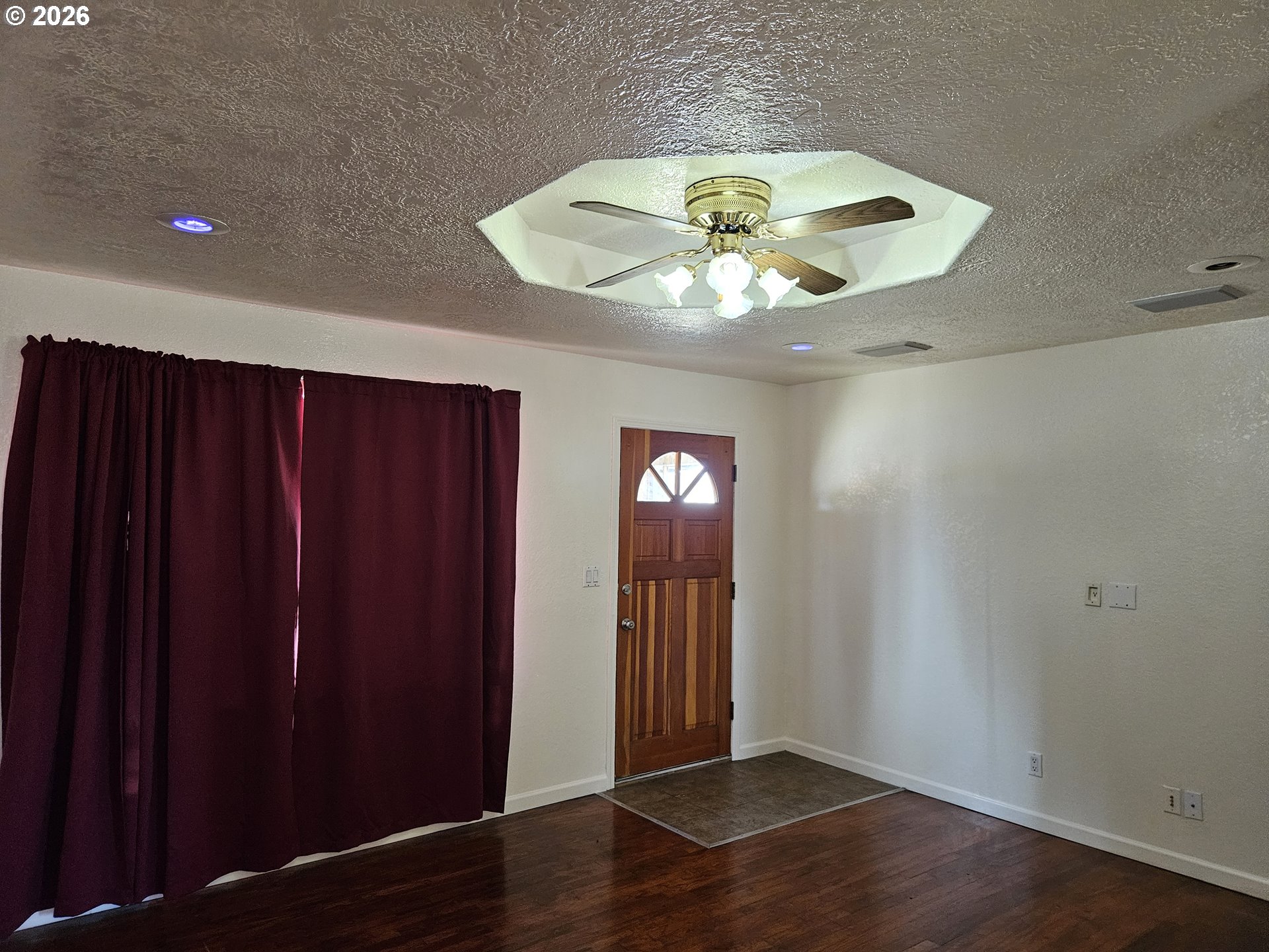805 Pacific Ave Property Photo 15