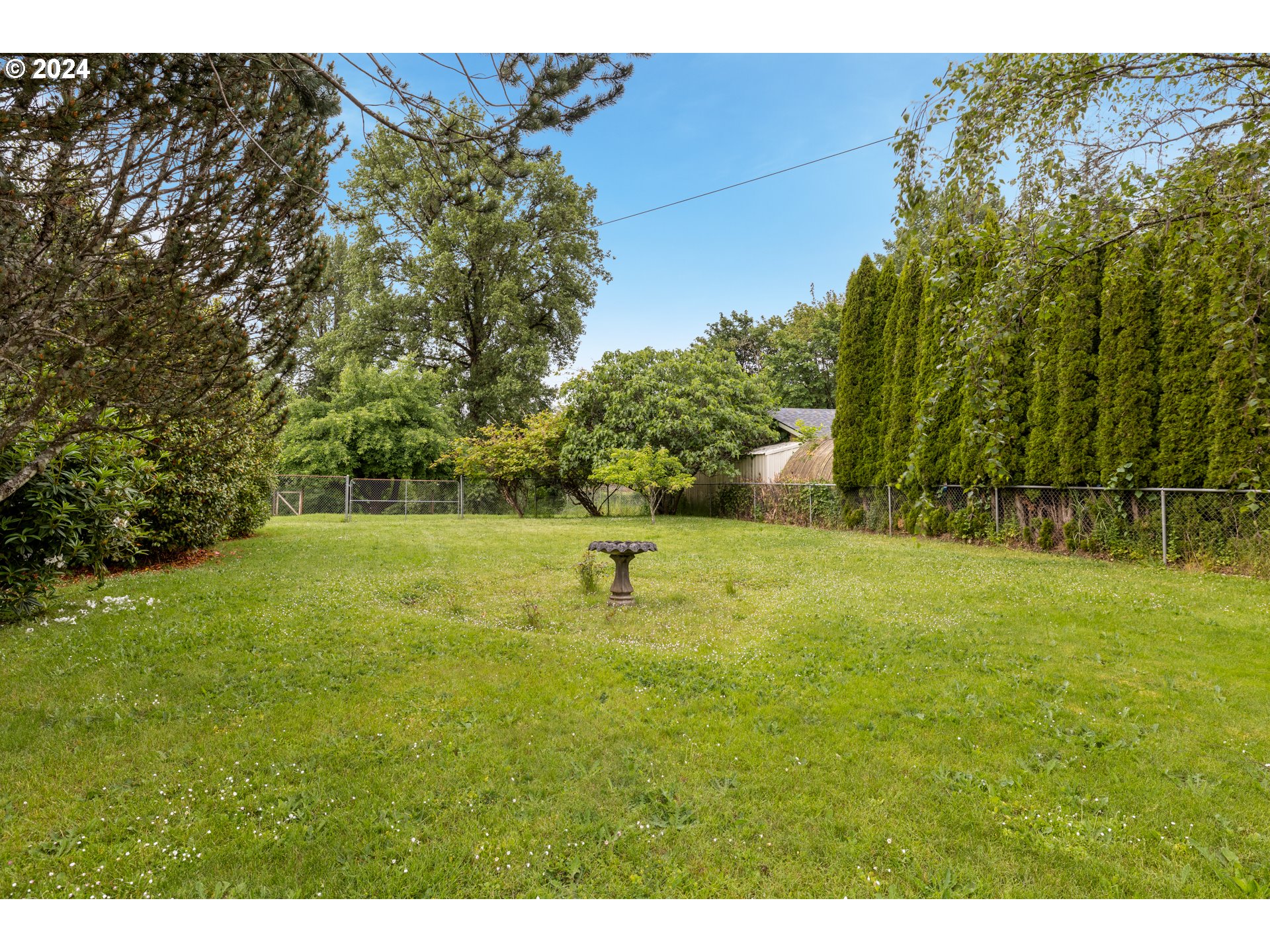 140 Se Lamson St Property Photo 33