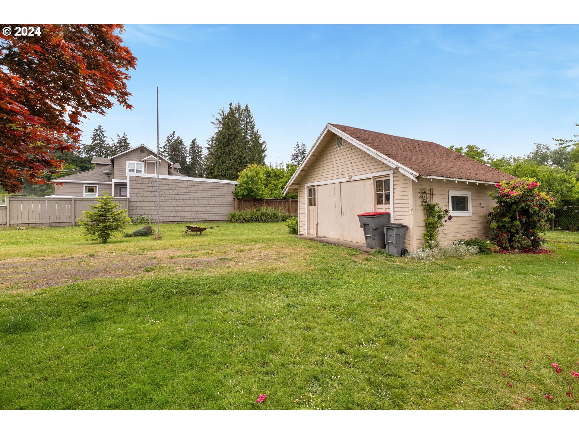 140 Se Lamson St Property Photo 43