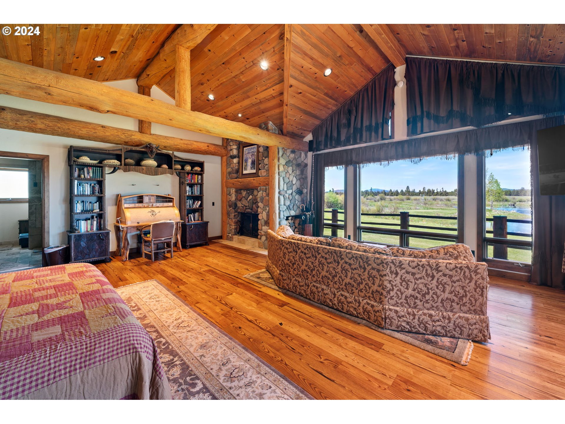 52255 Huntington Rd Property Photo 13