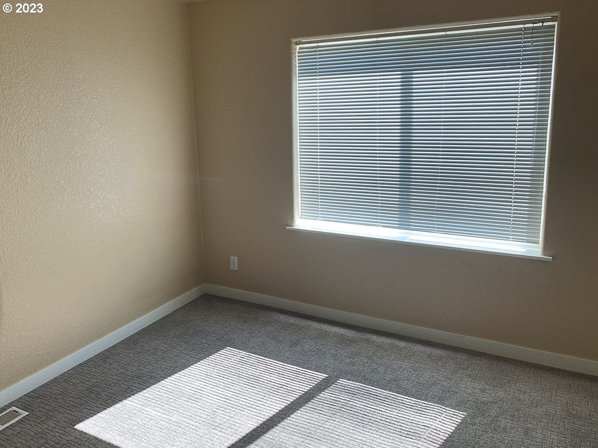 802 Engleside Ave Property Photo 10