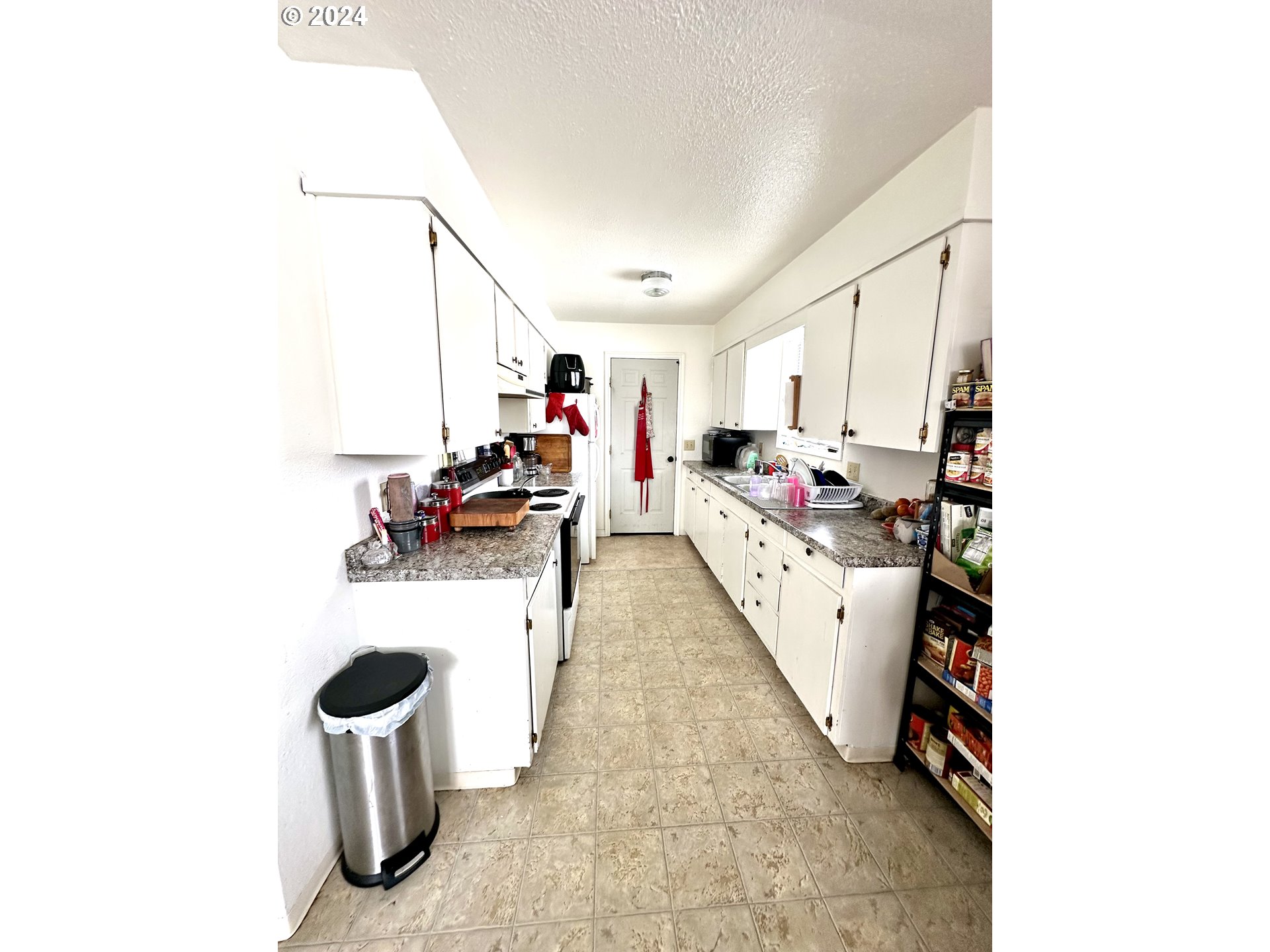 2765/2751 Myrtle St Property Photo 29