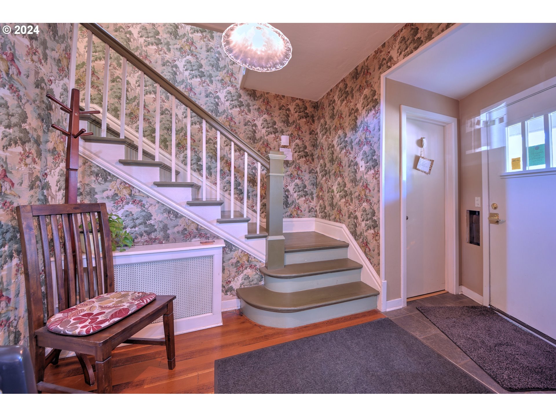 1034 Lawrence St Property Photo 5
