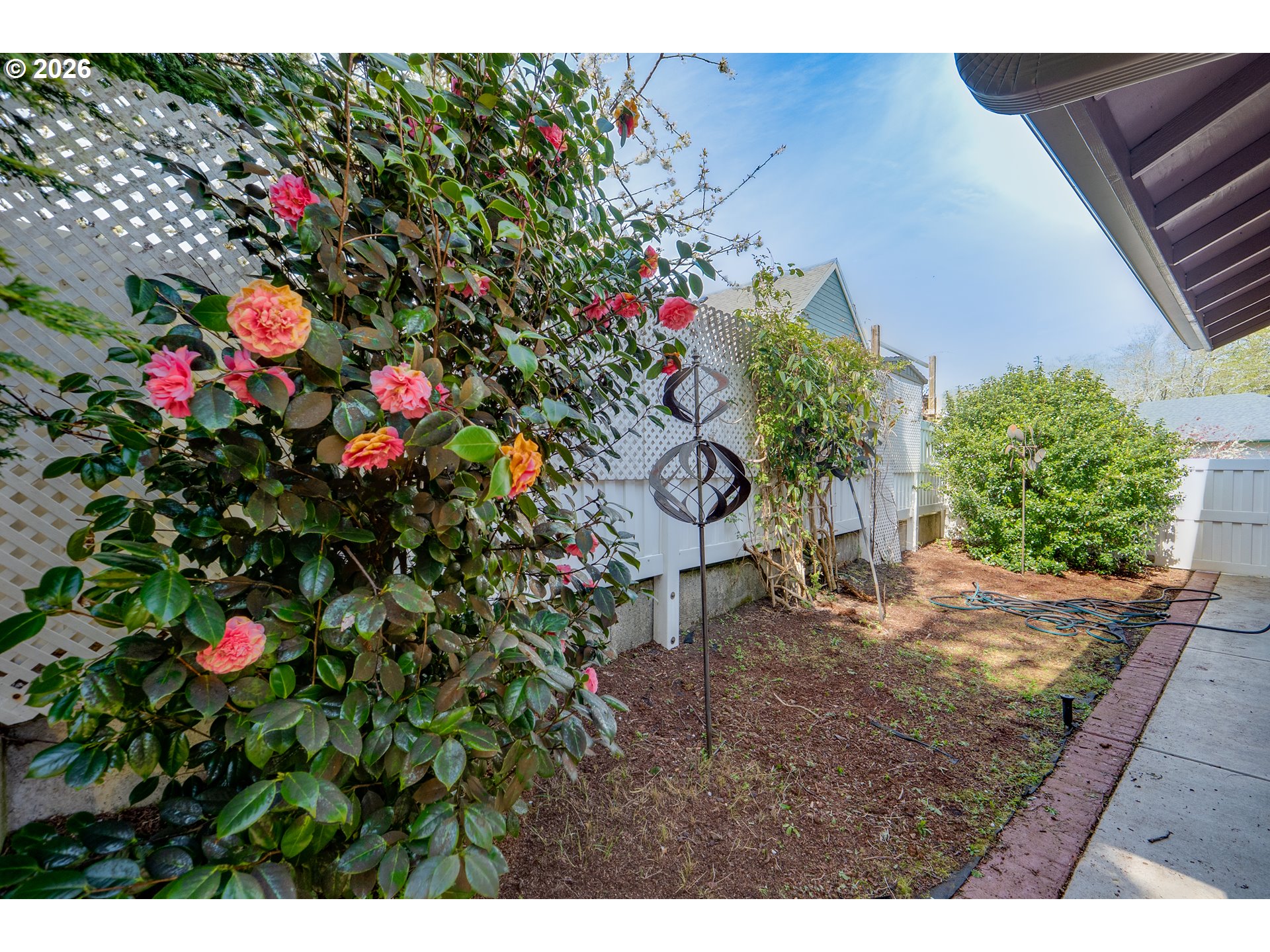 1105 Peacock St Property Photo 35