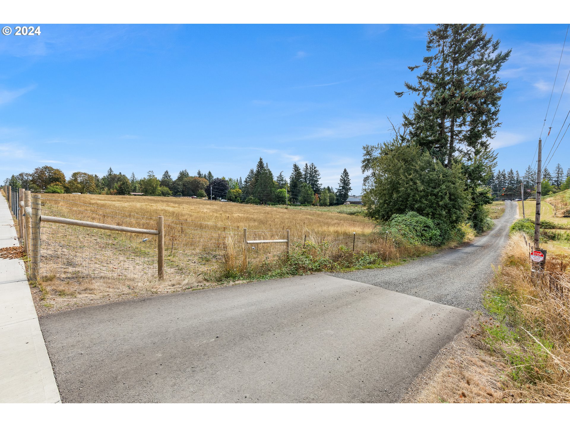 16370 Bell St Property Photo 43