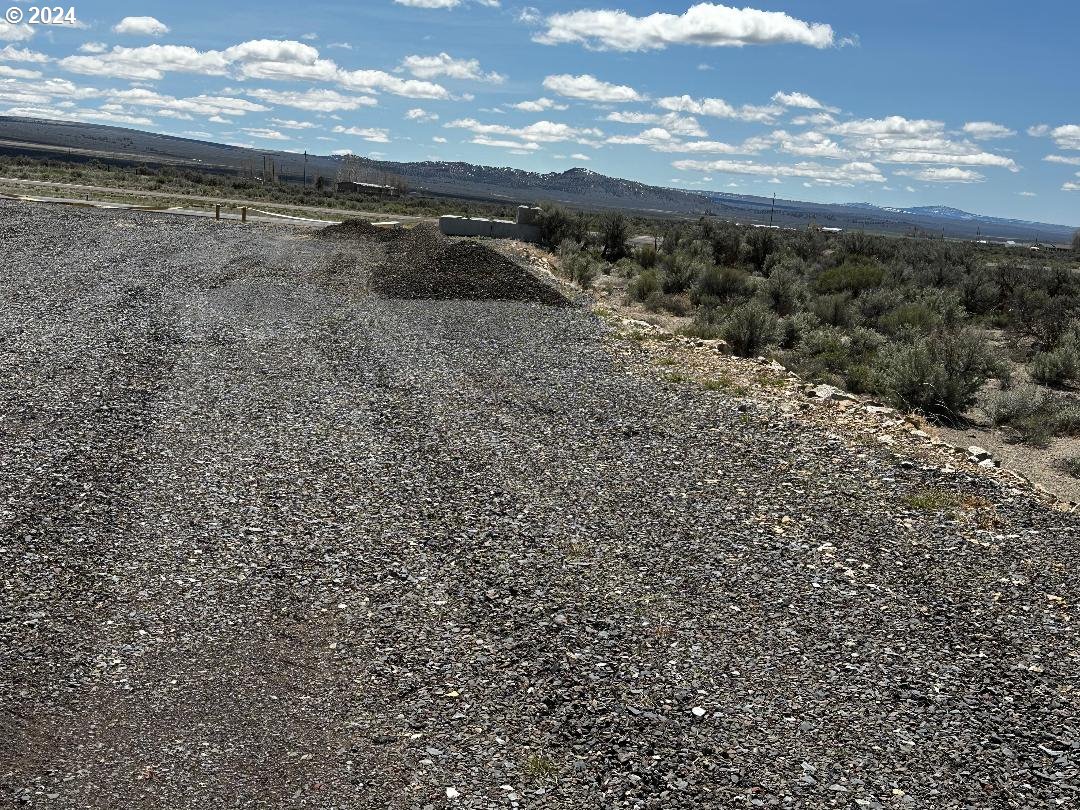 100 1800 Christmas Valley Hwy Property Photo 8