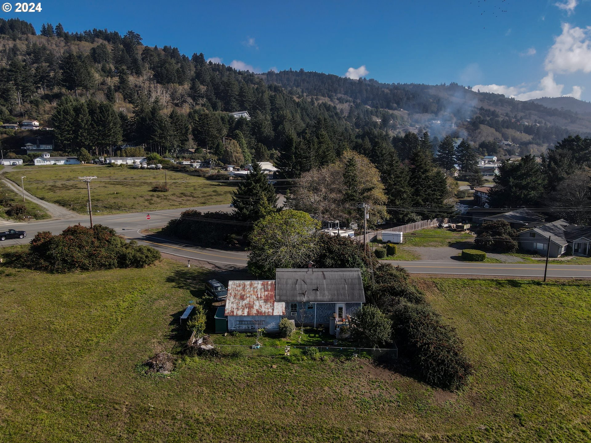15870 Pedrioli Dr Property Photo 8