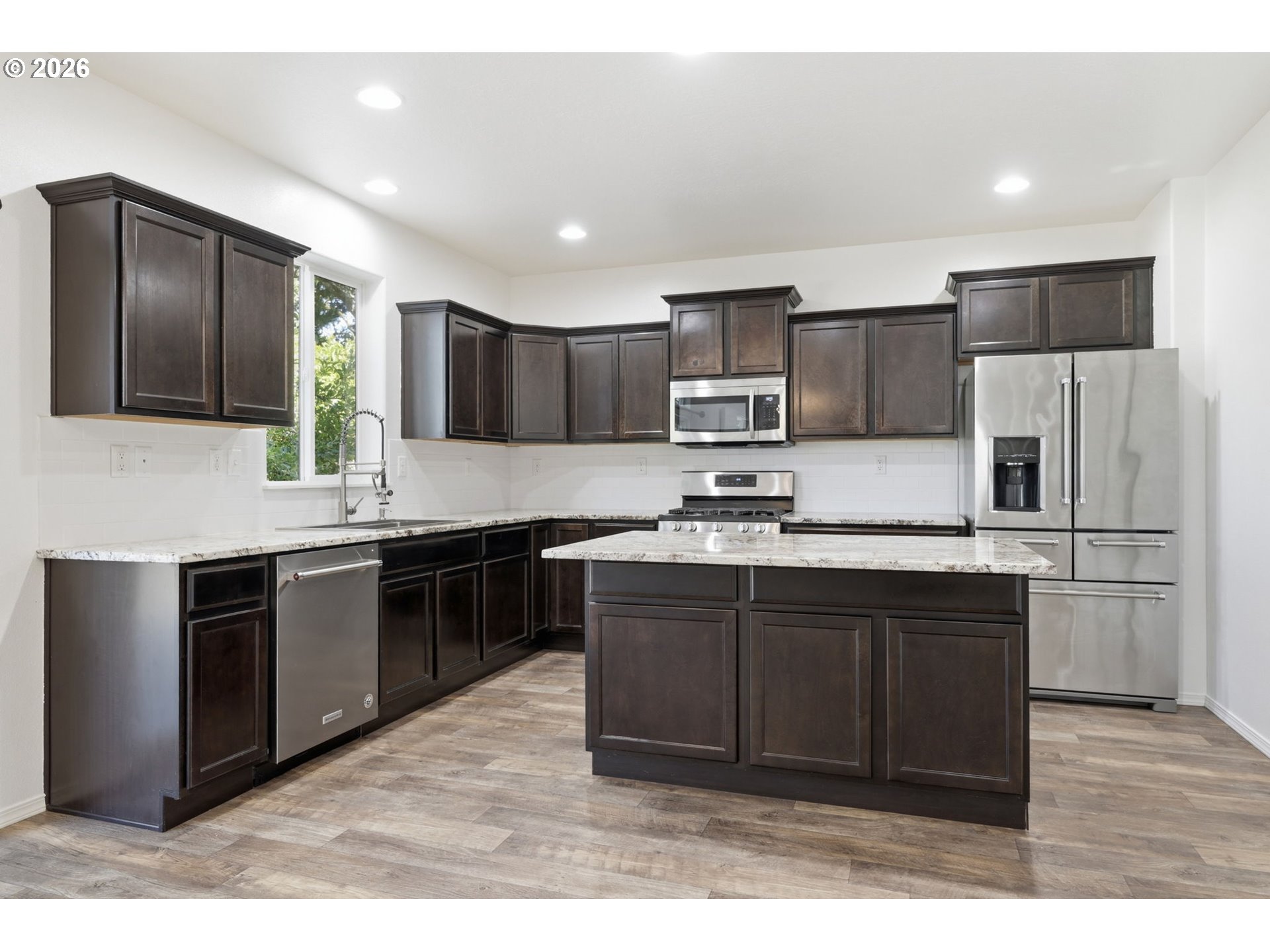 4630 Glacier Meadows Loop Property Photo 9