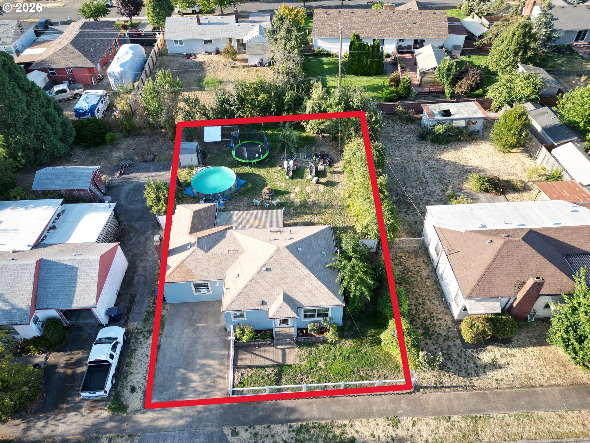 2460 E St Property Photo 4