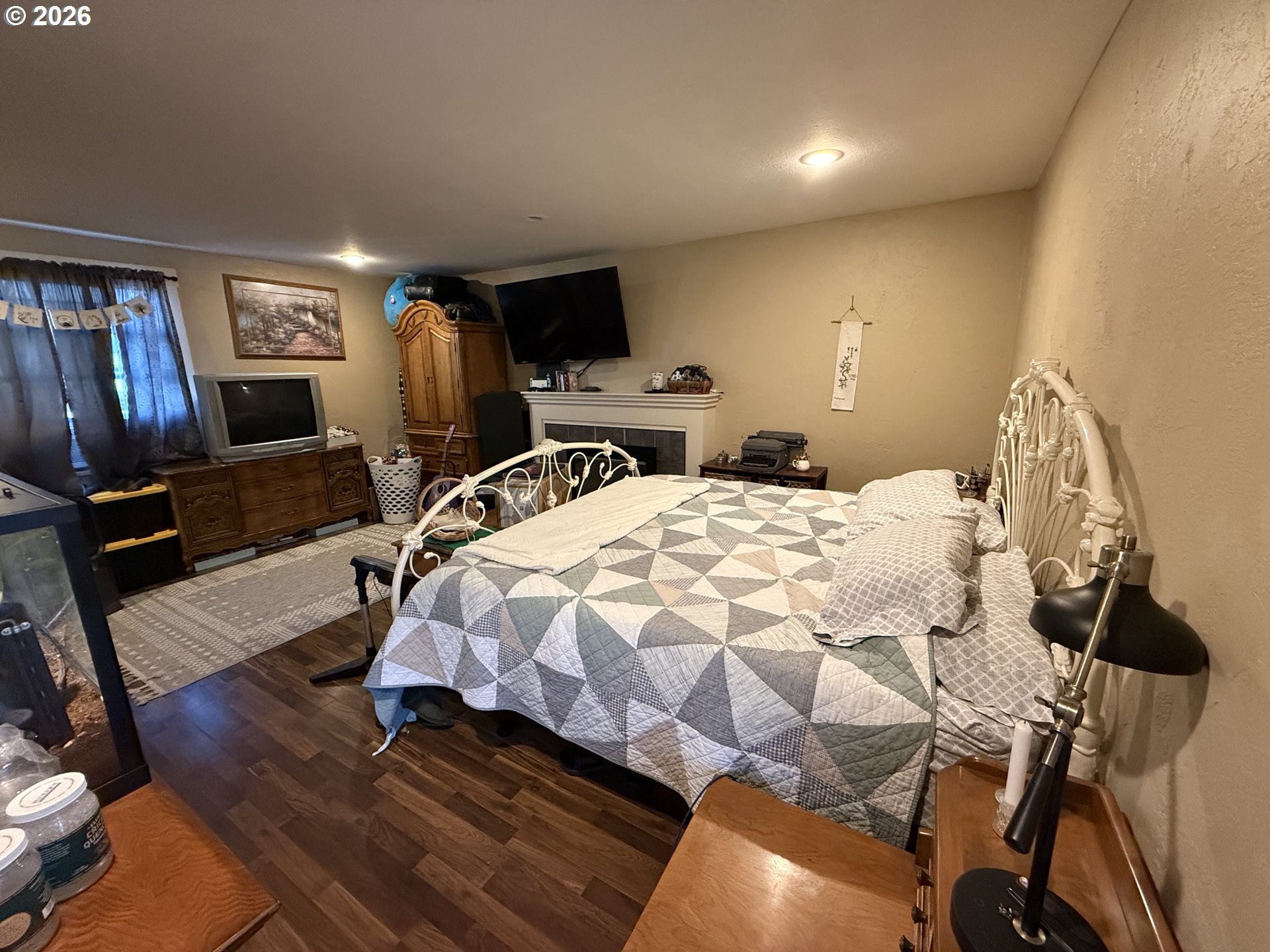 2460 E St Property Photo 15