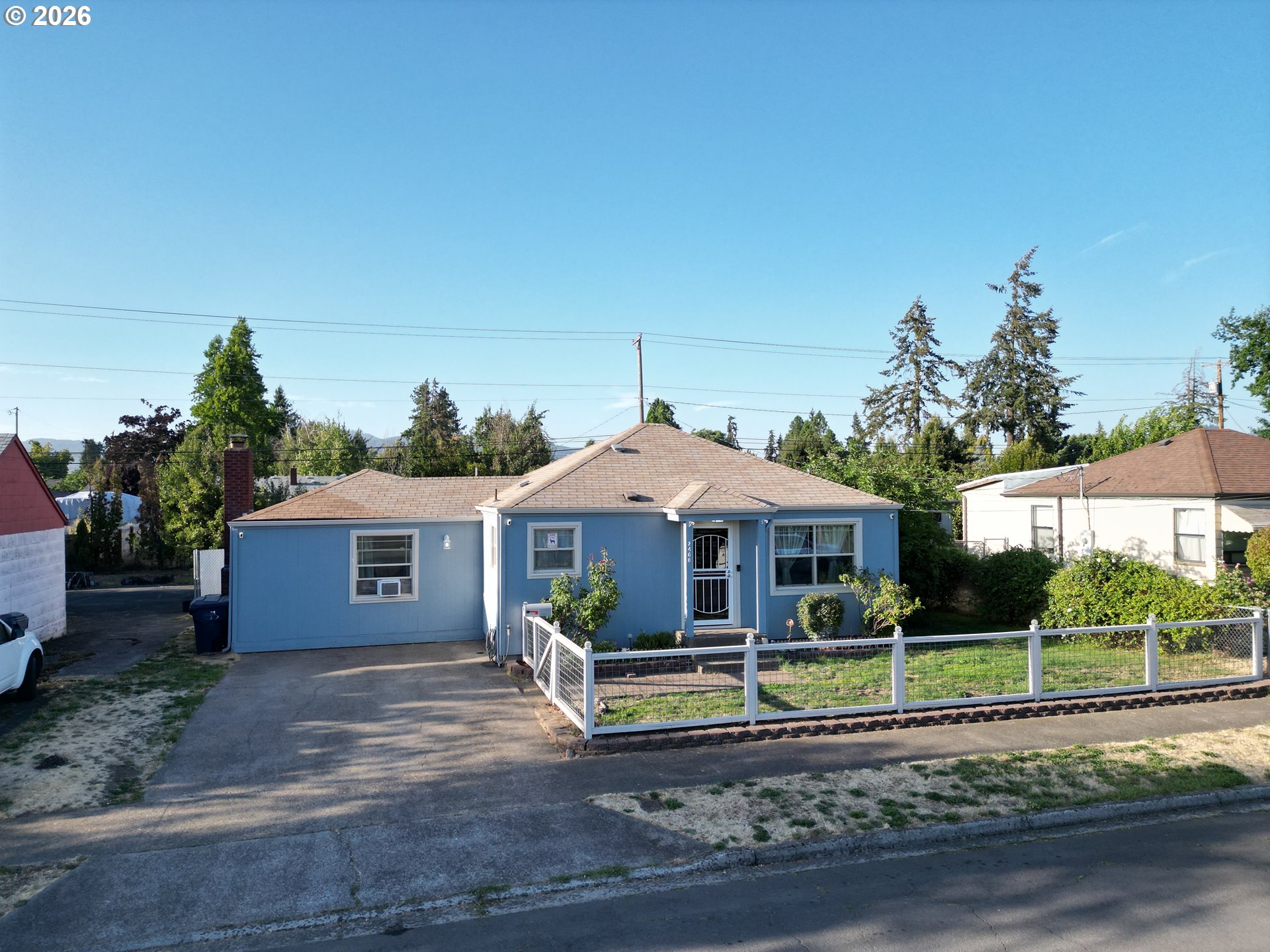 2460 E St Property Photo 33
