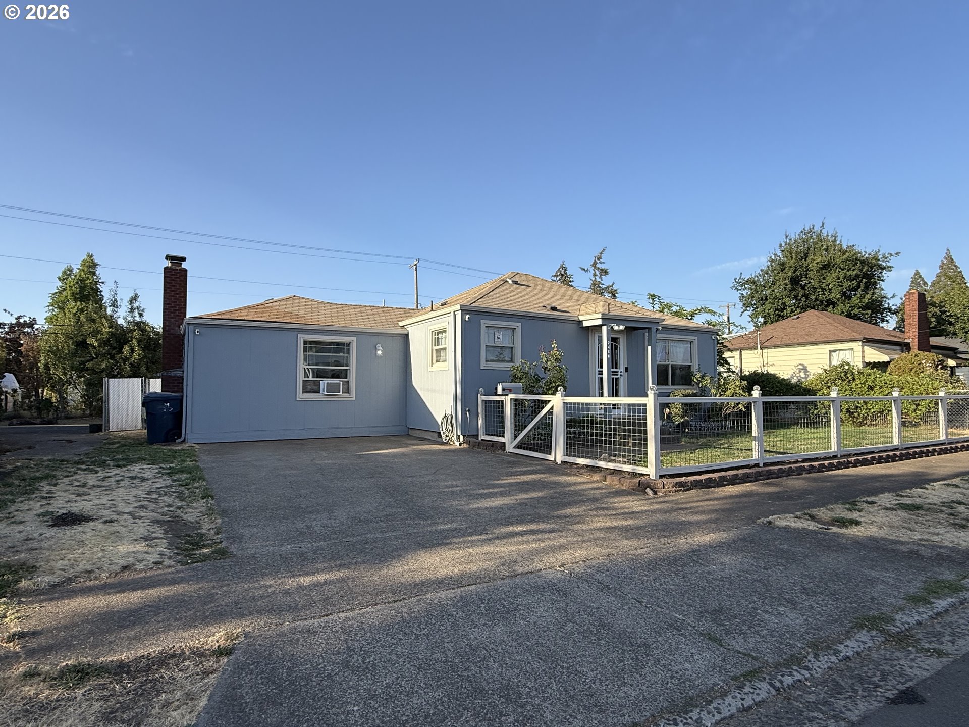 2460 E St Property Photo 34
