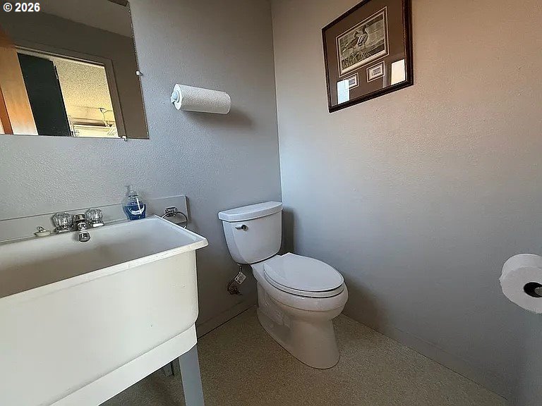 1005 Maple St Property Photo 24
