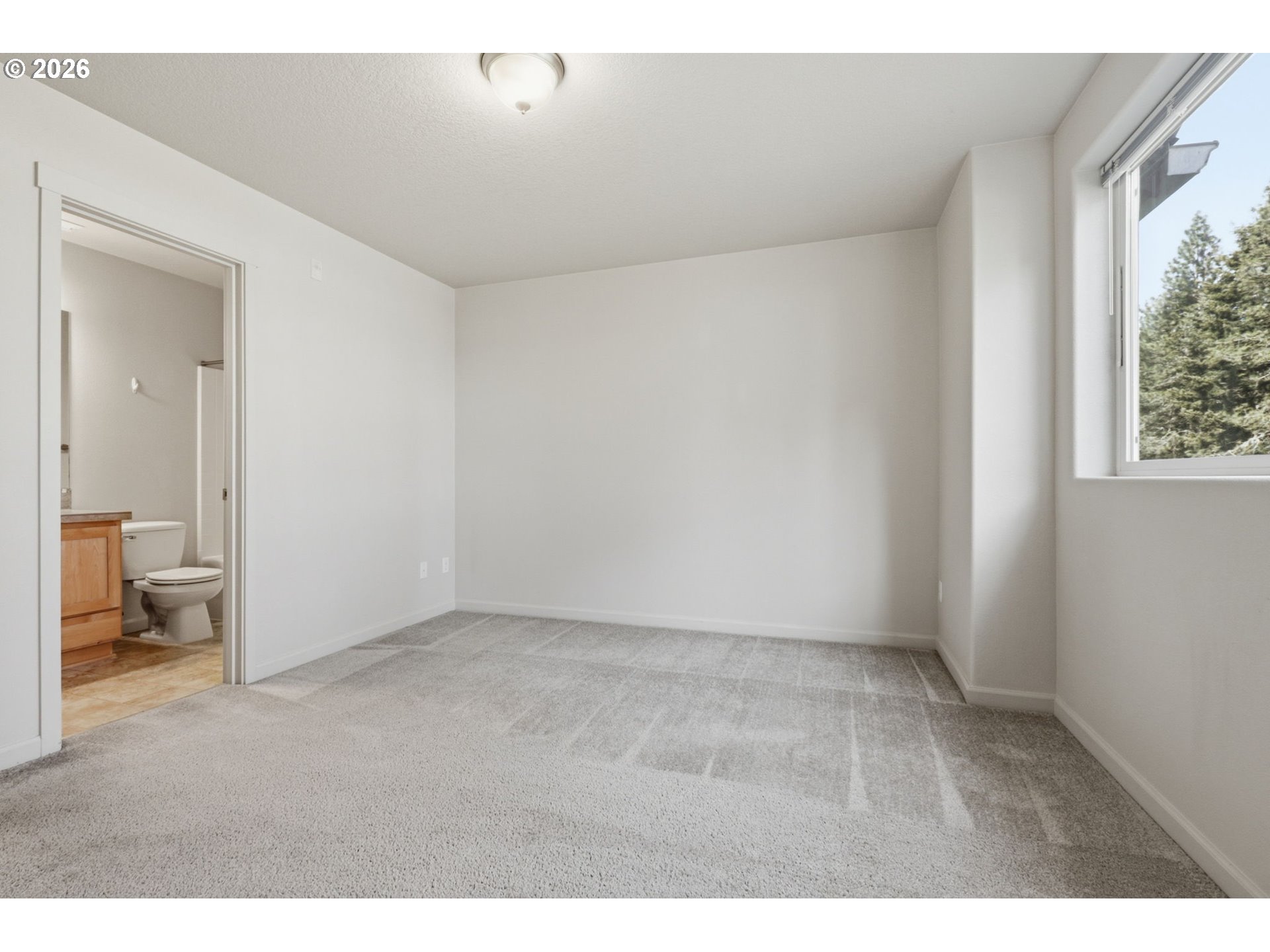 10525 Ne Cedar Falls Loop Property Photo 15