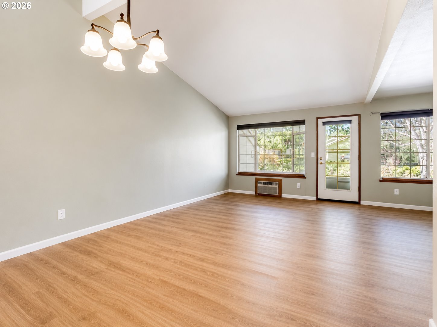 13775 Sw Scholls Ferry Rd Property Photo 11