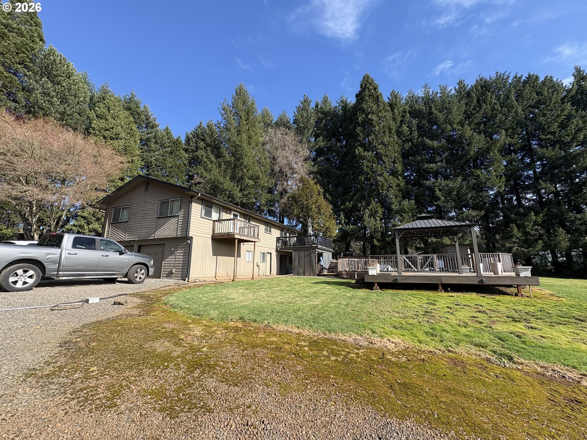 278 Quinalt St Property Photo 6