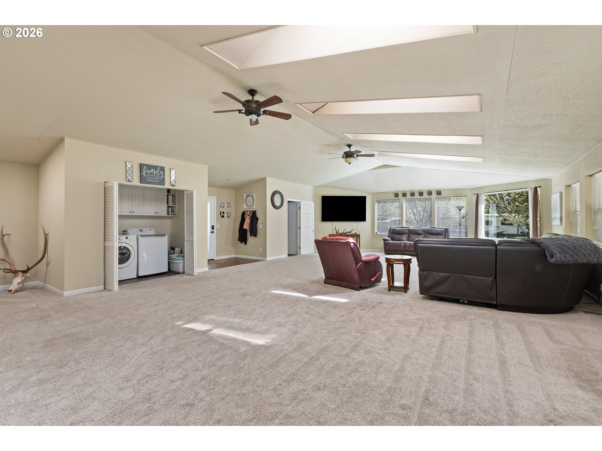 1293 Starveout Creek Rd Property Photo 13