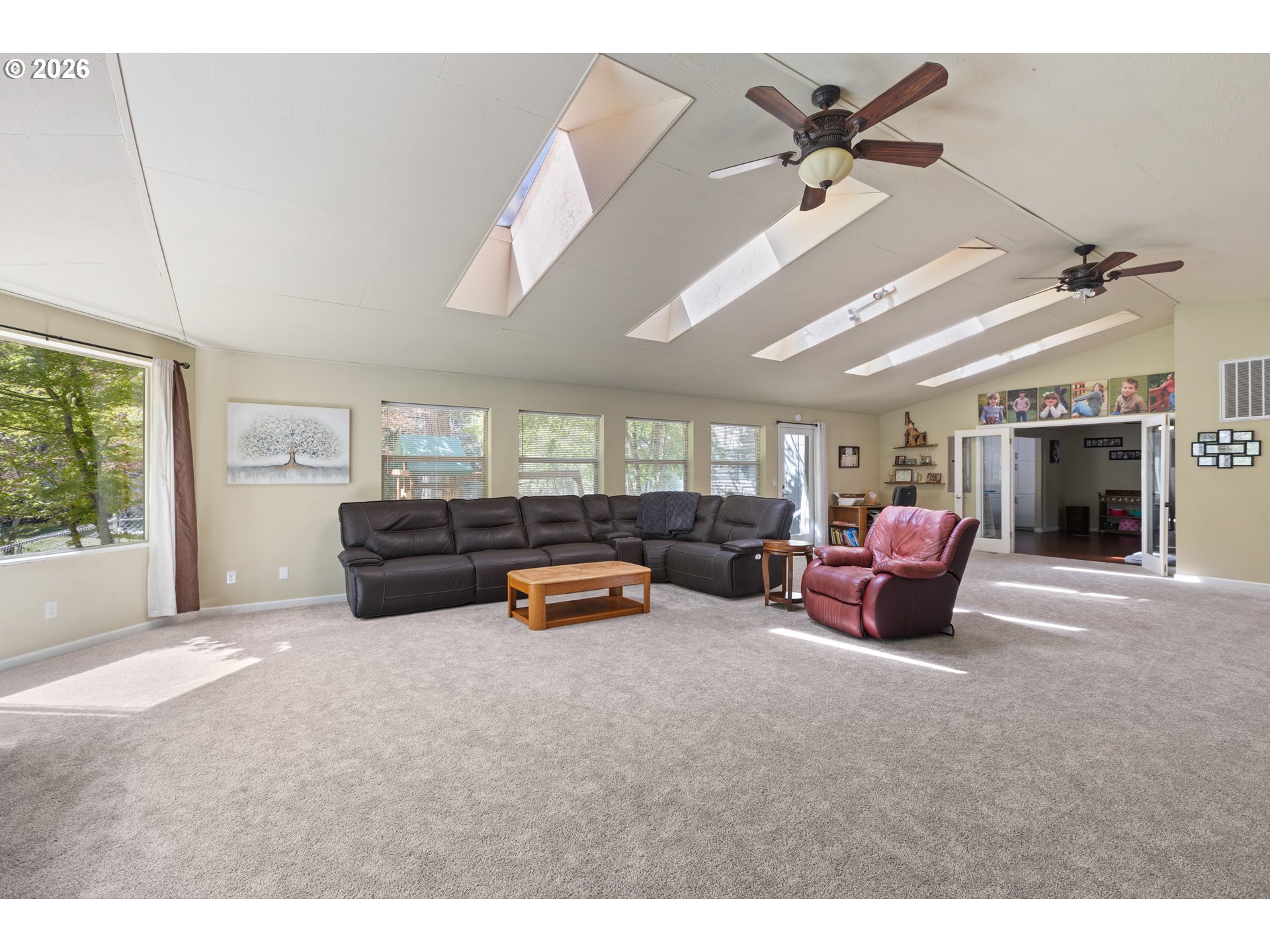 1293 Starveout Creek Rd Property Photo 14