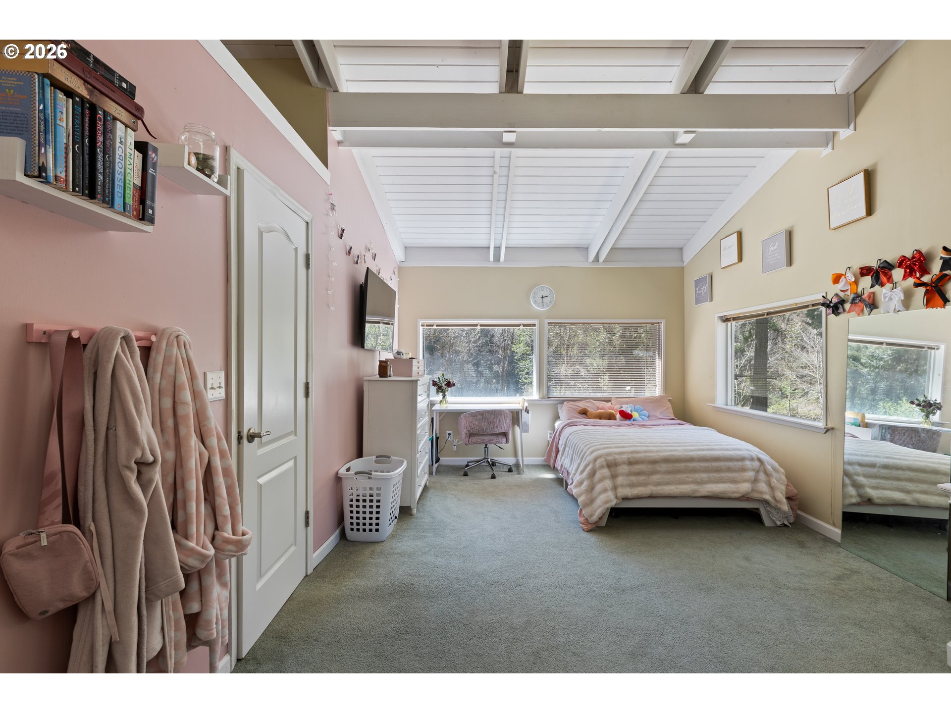 1293 Starveout Creek Rd Property Photo 28