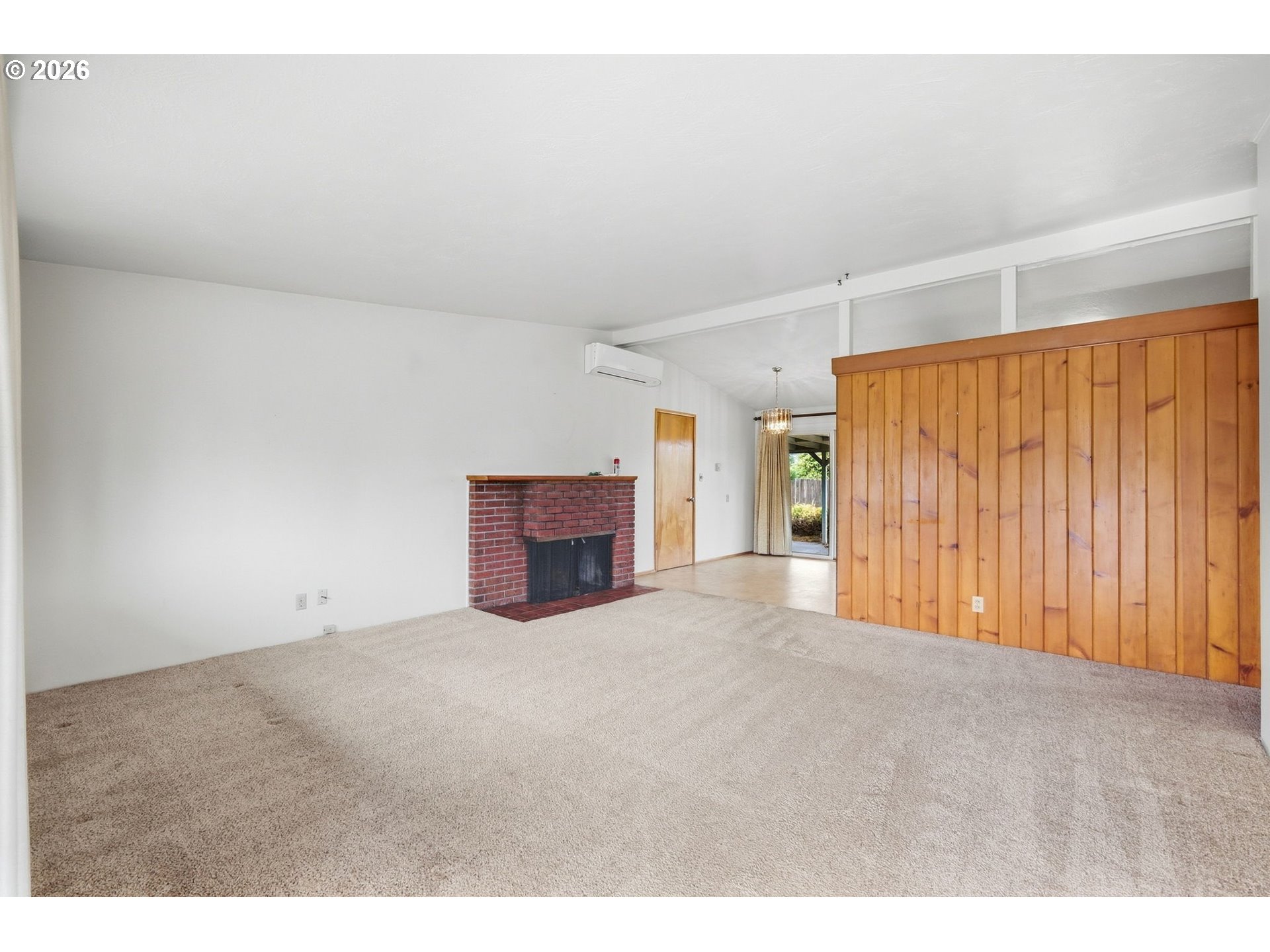 1318 Quinalt St Property Photo 4