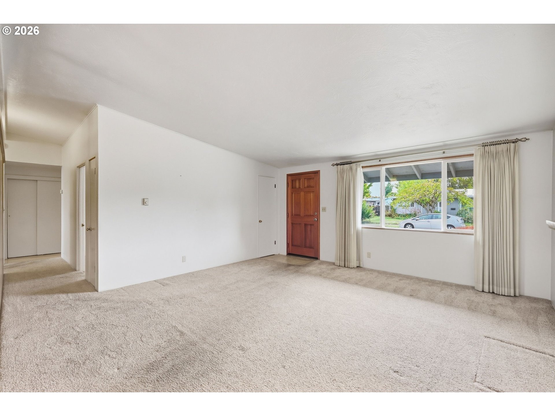 1318 Quinalt St Property Photo 5