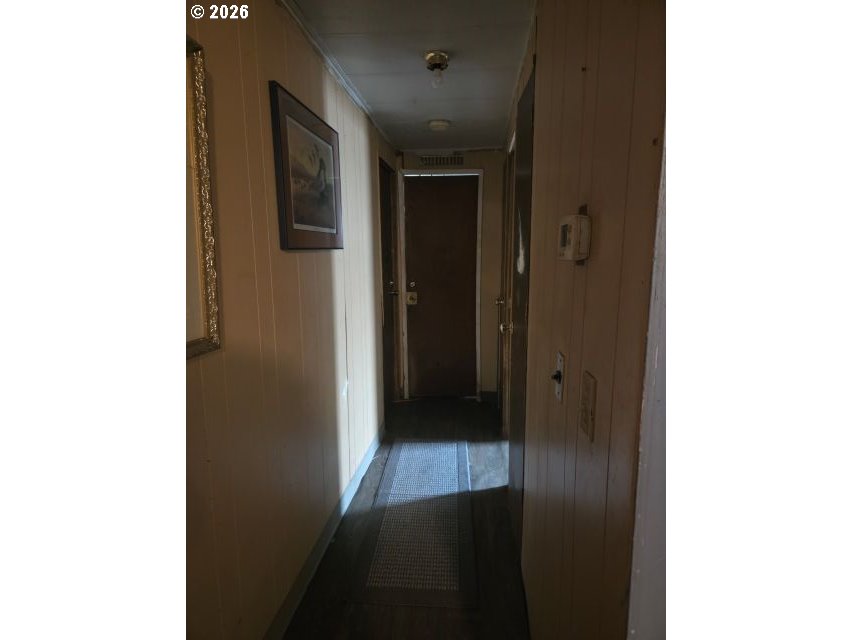 710 E Elm Ave Property Photo 9