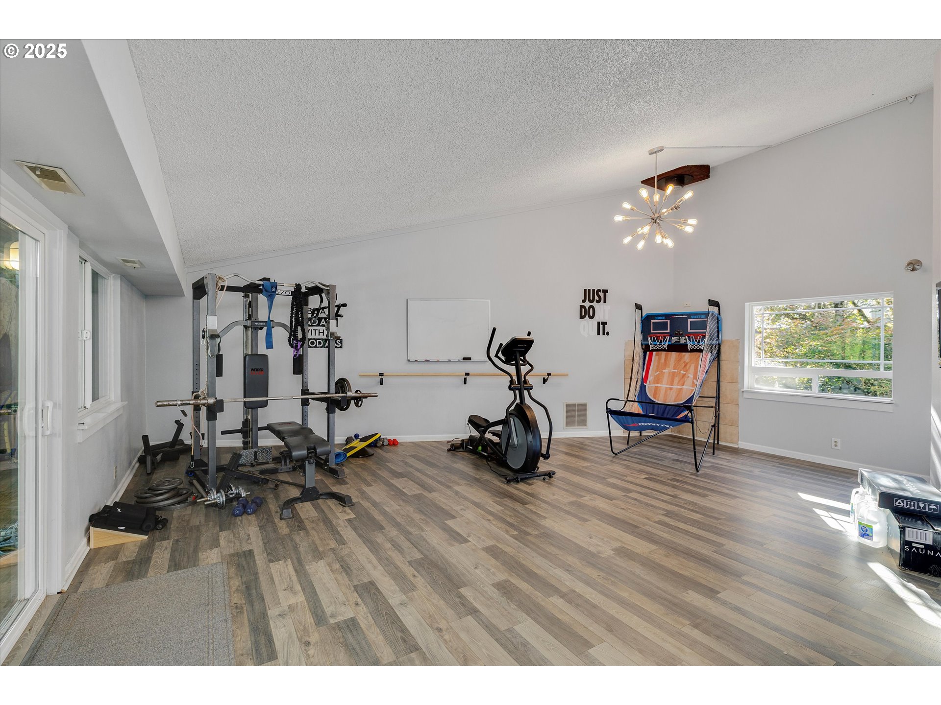 7755 Sw Bracken Dr Property Photo 32