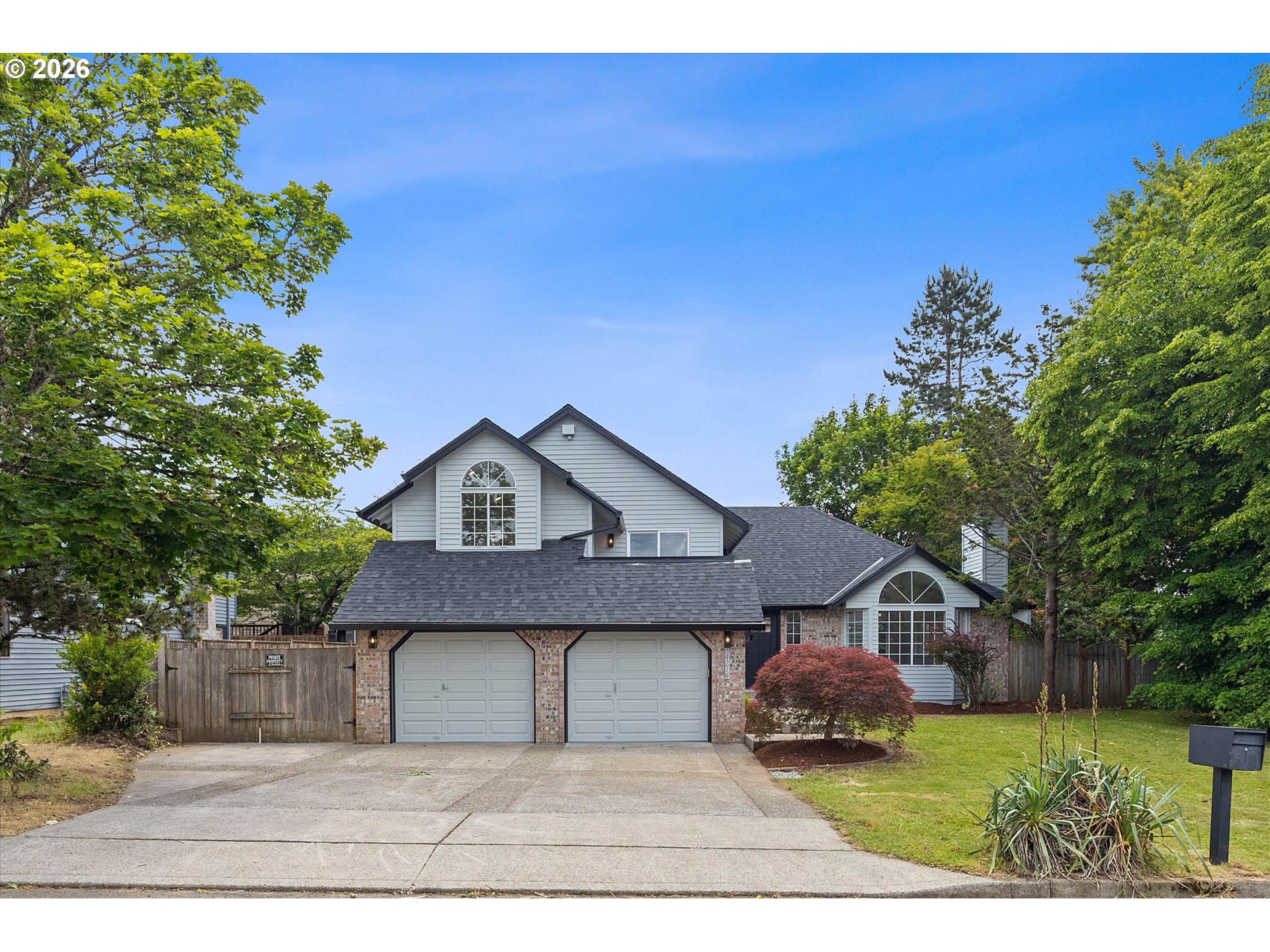 14214 SE CRYSTAL SPRINGS BLVD Property Photo 1