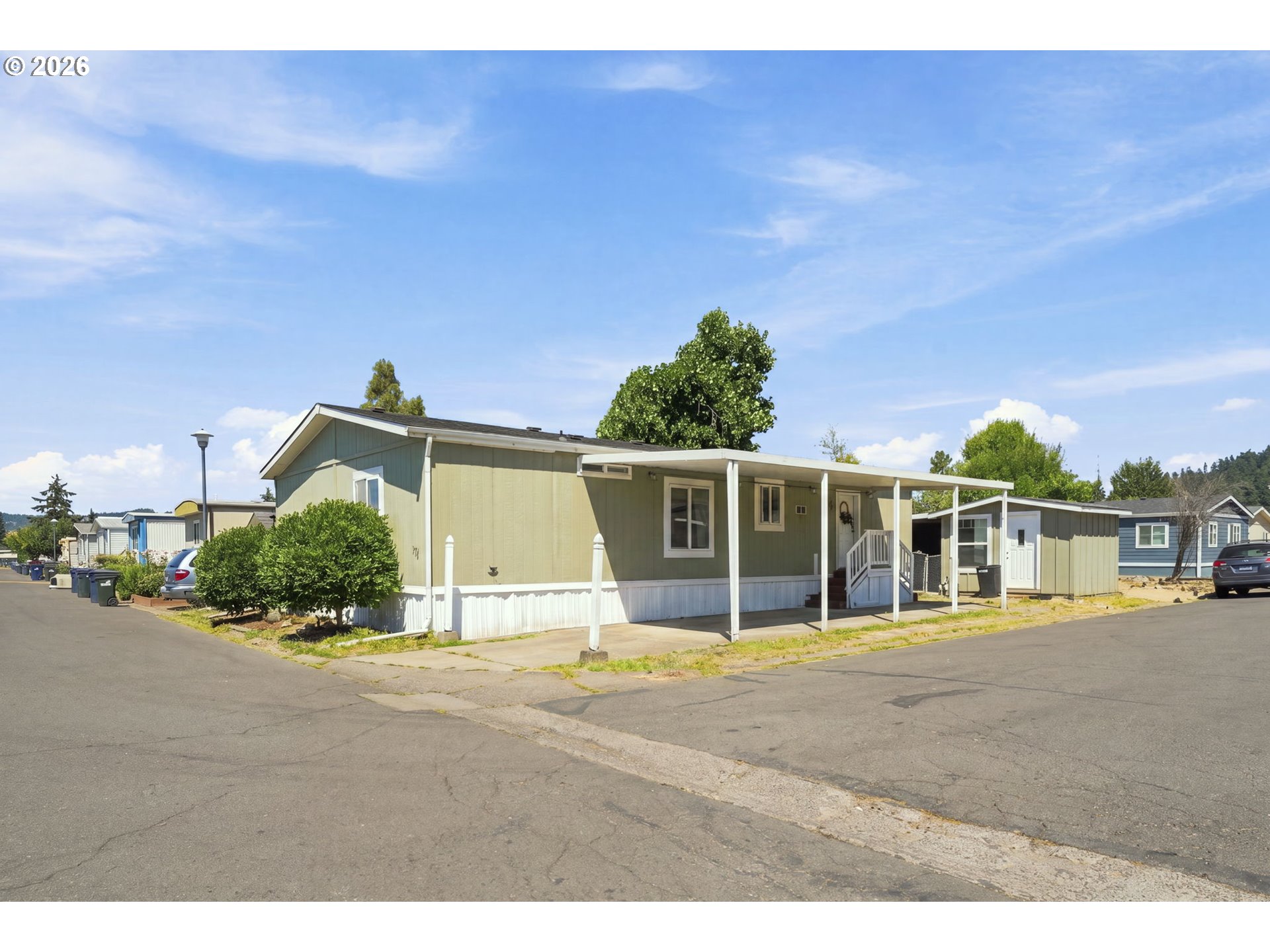 5335 DAISY ST 101 Property Photo 1