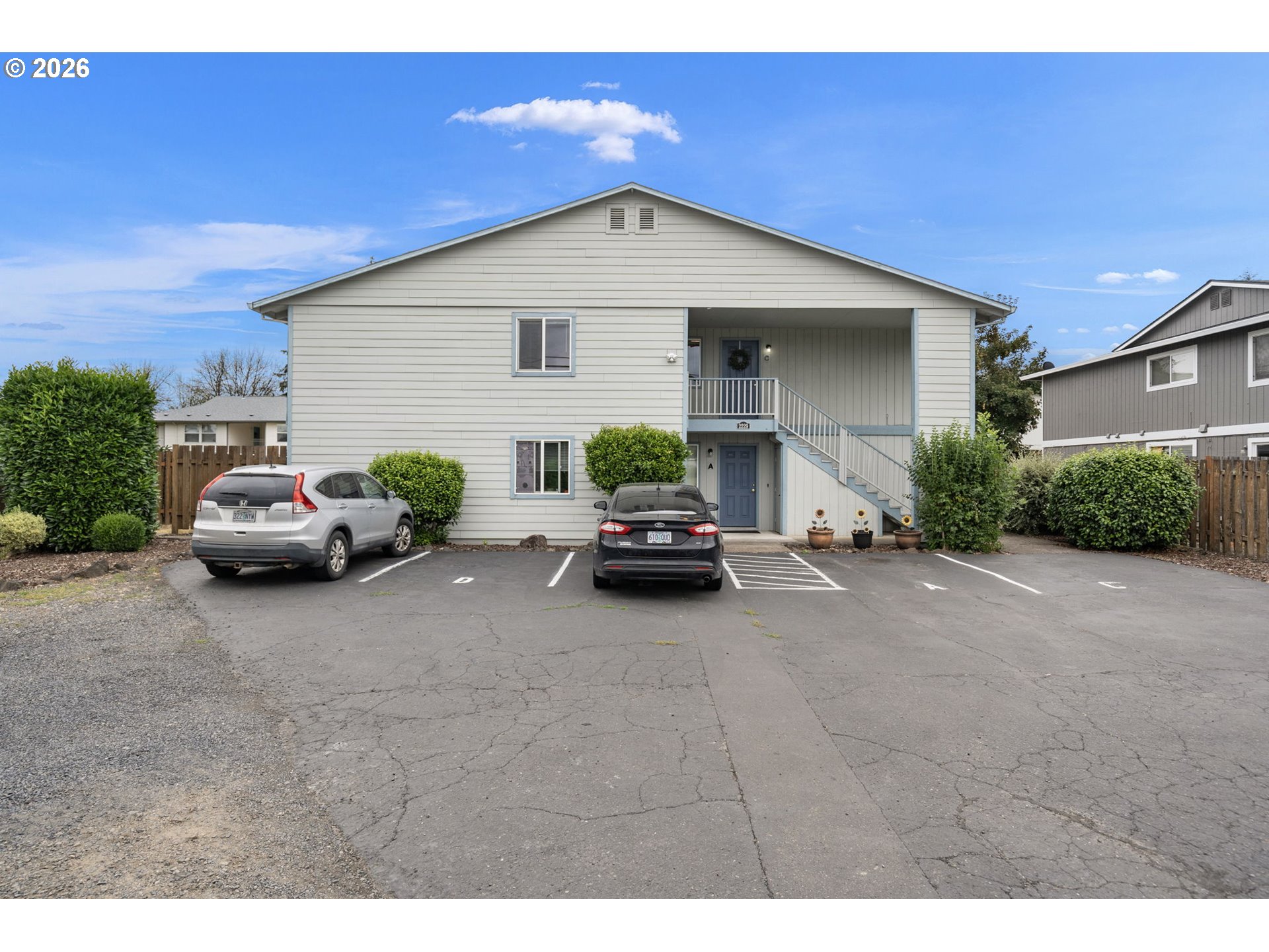2229 Hawthorne St Property Photo 1