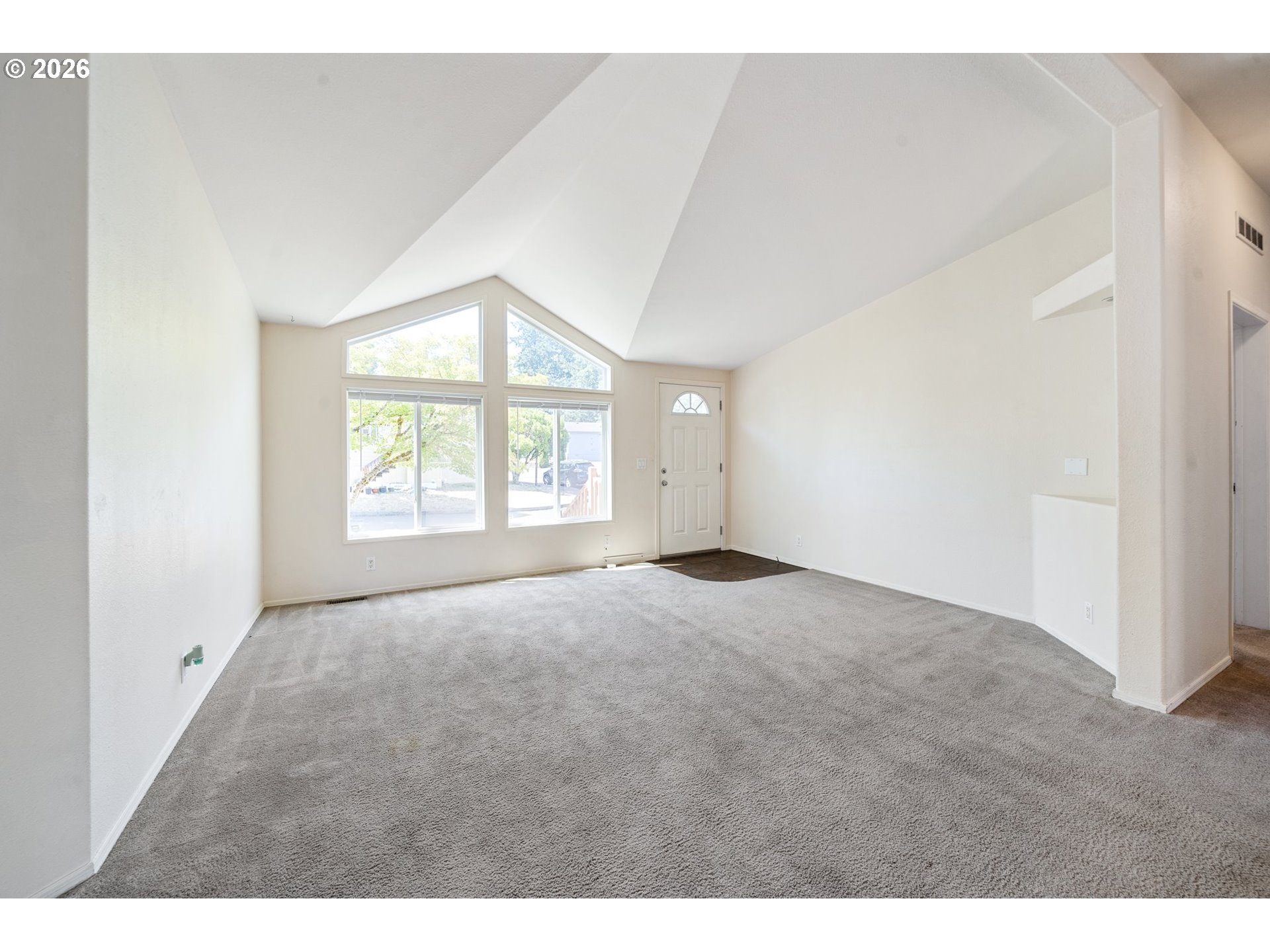 4802 Se 133rd Dr Property Photo 4