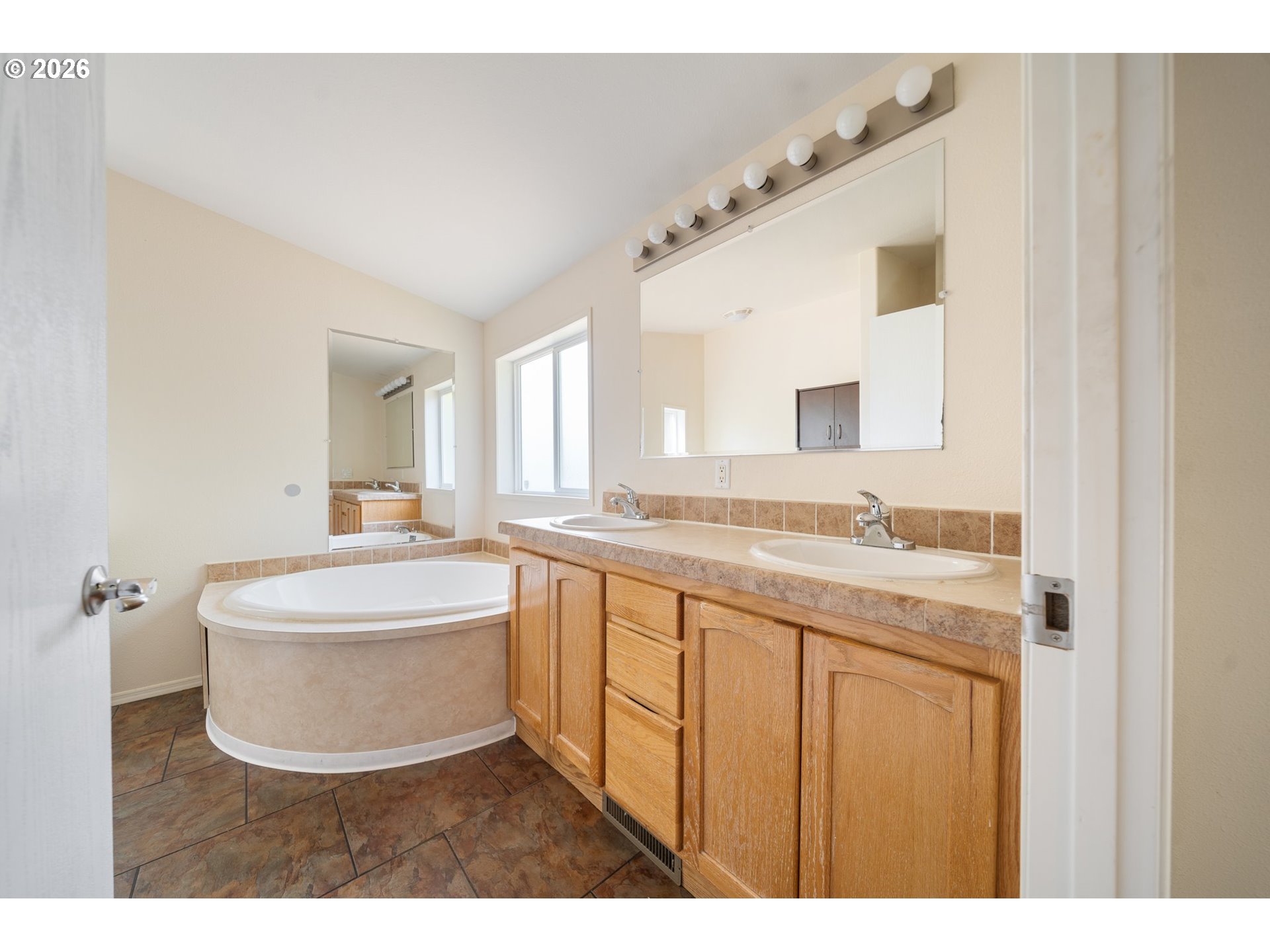 4802 Se 133rd Dr Property Photo 12