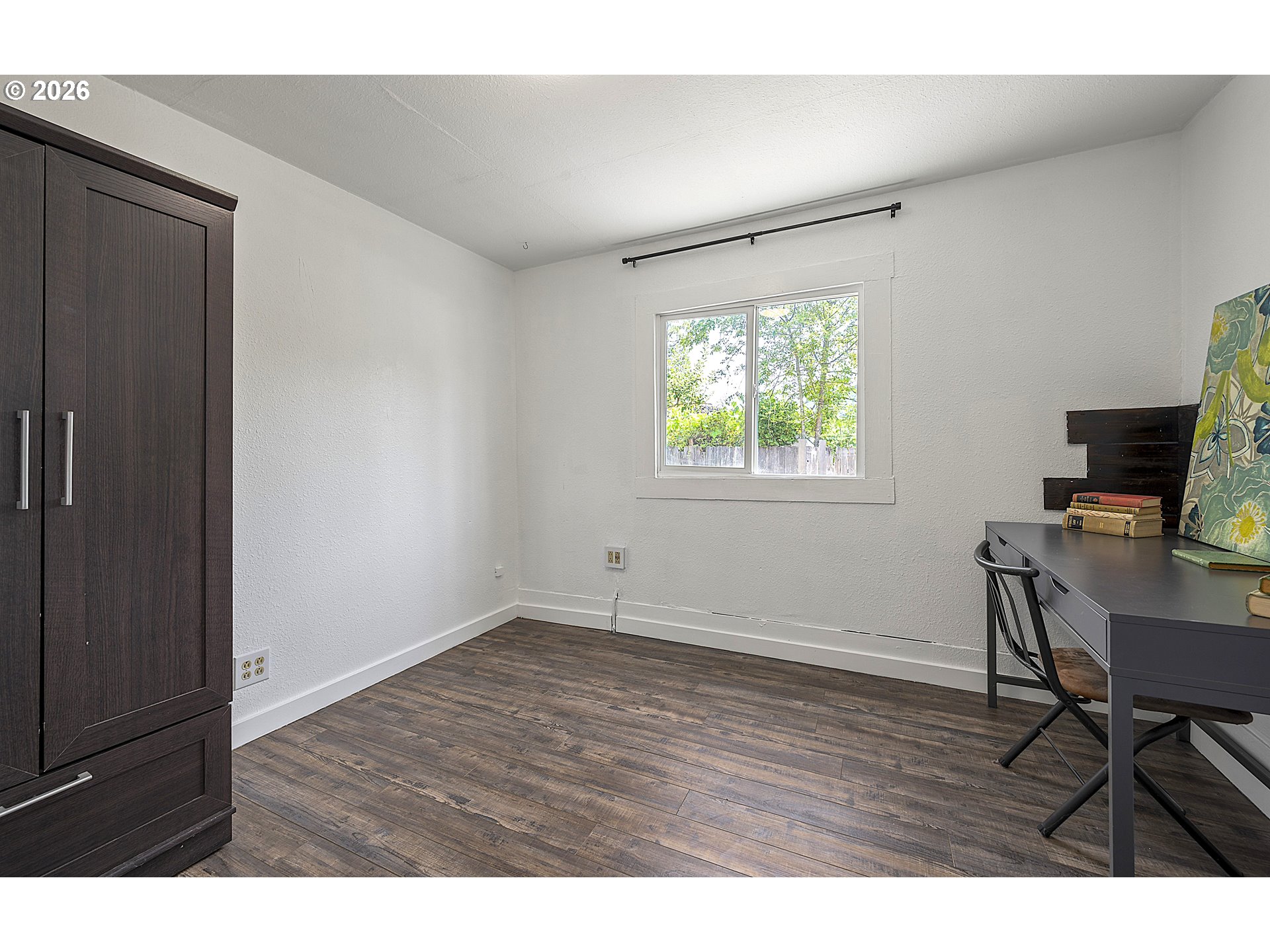 1875 W 18th Ave Property Photo 11
