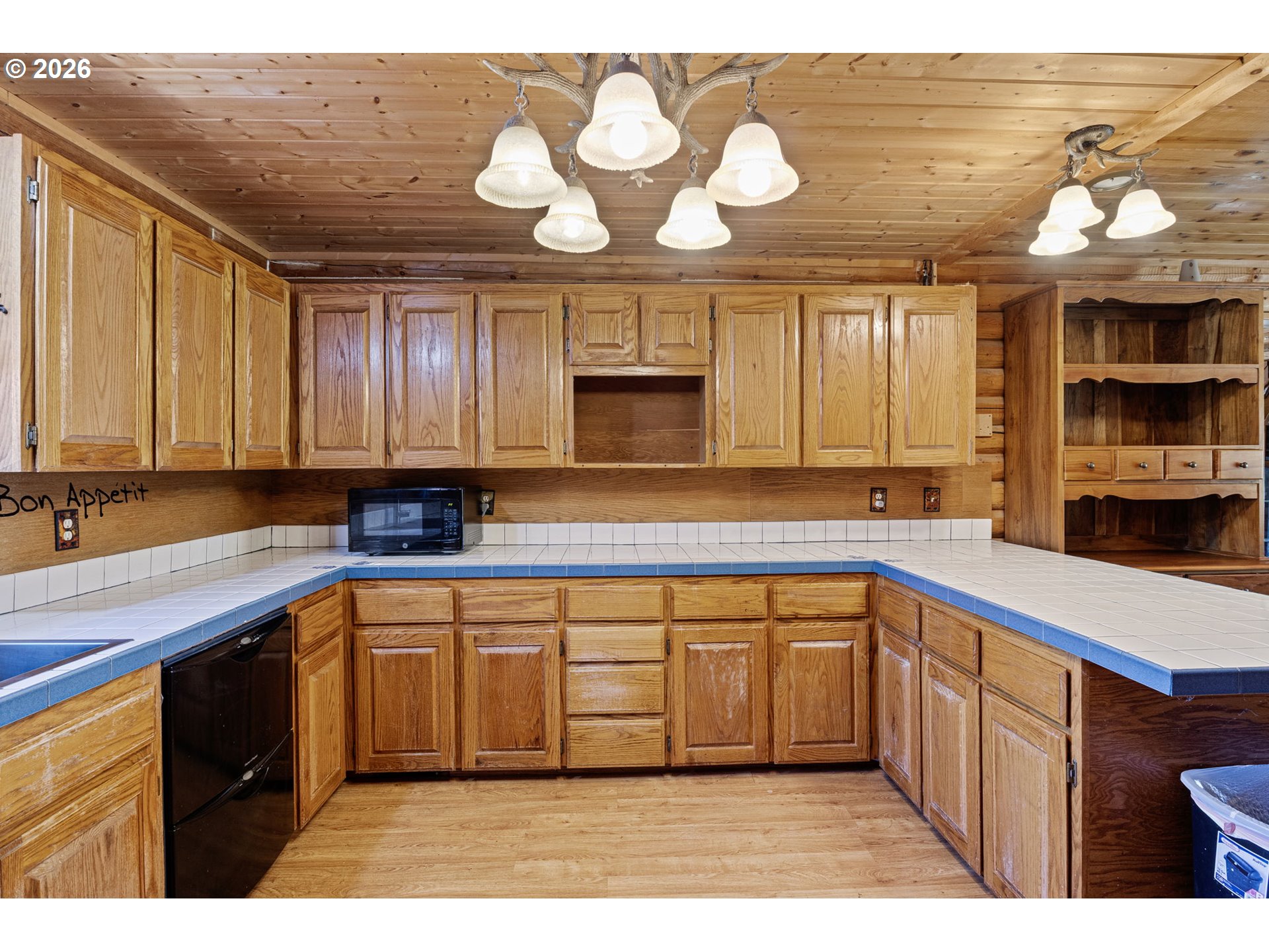 993 Kirkendahl Rd Property Photo 16