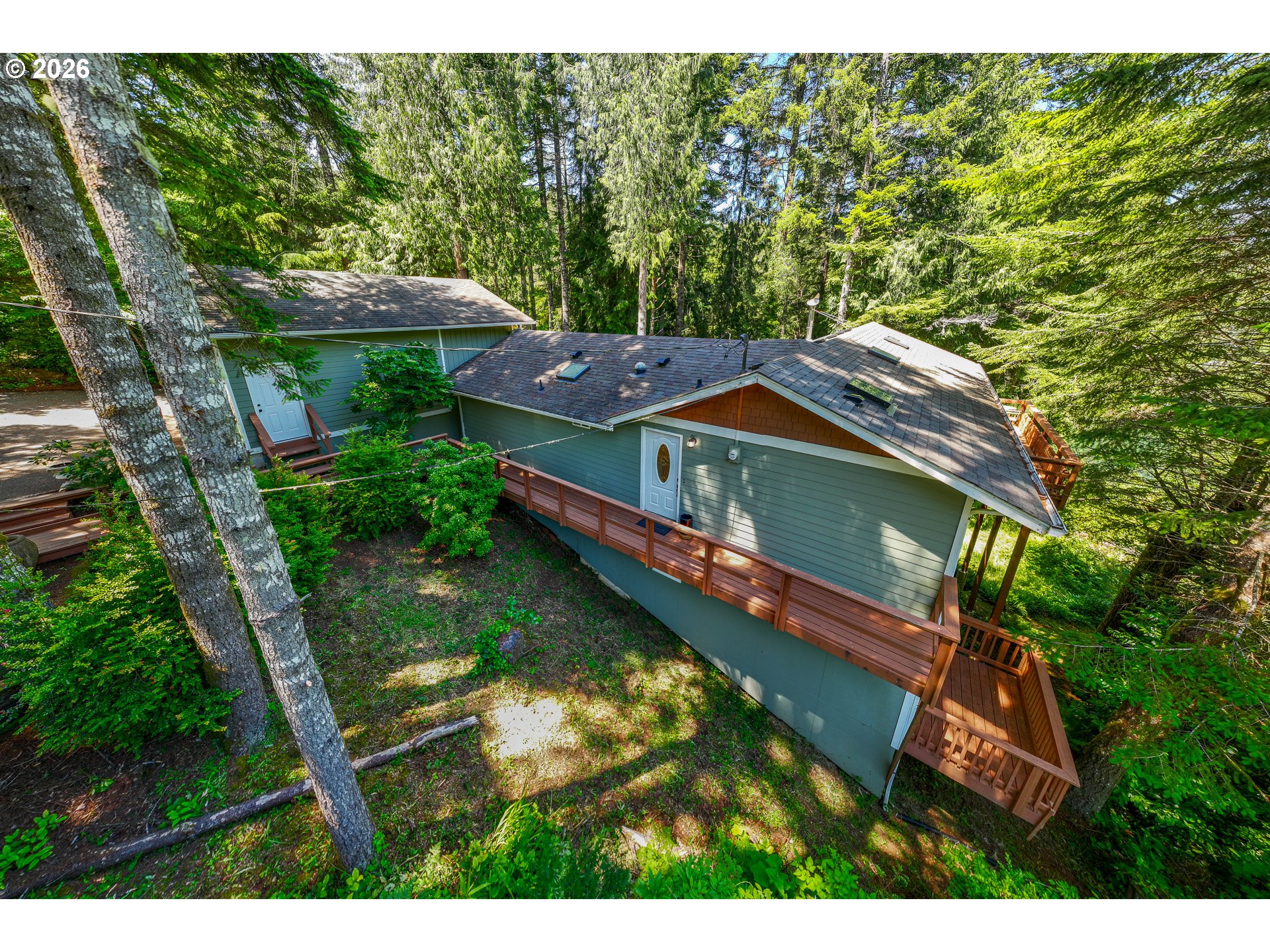 4995 Lake Dr Property Photo 12