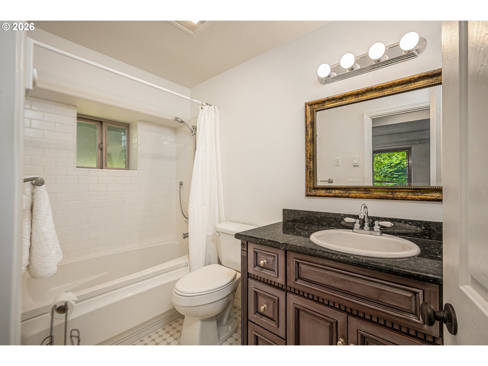 4995 Lake Dr Property Photo 42