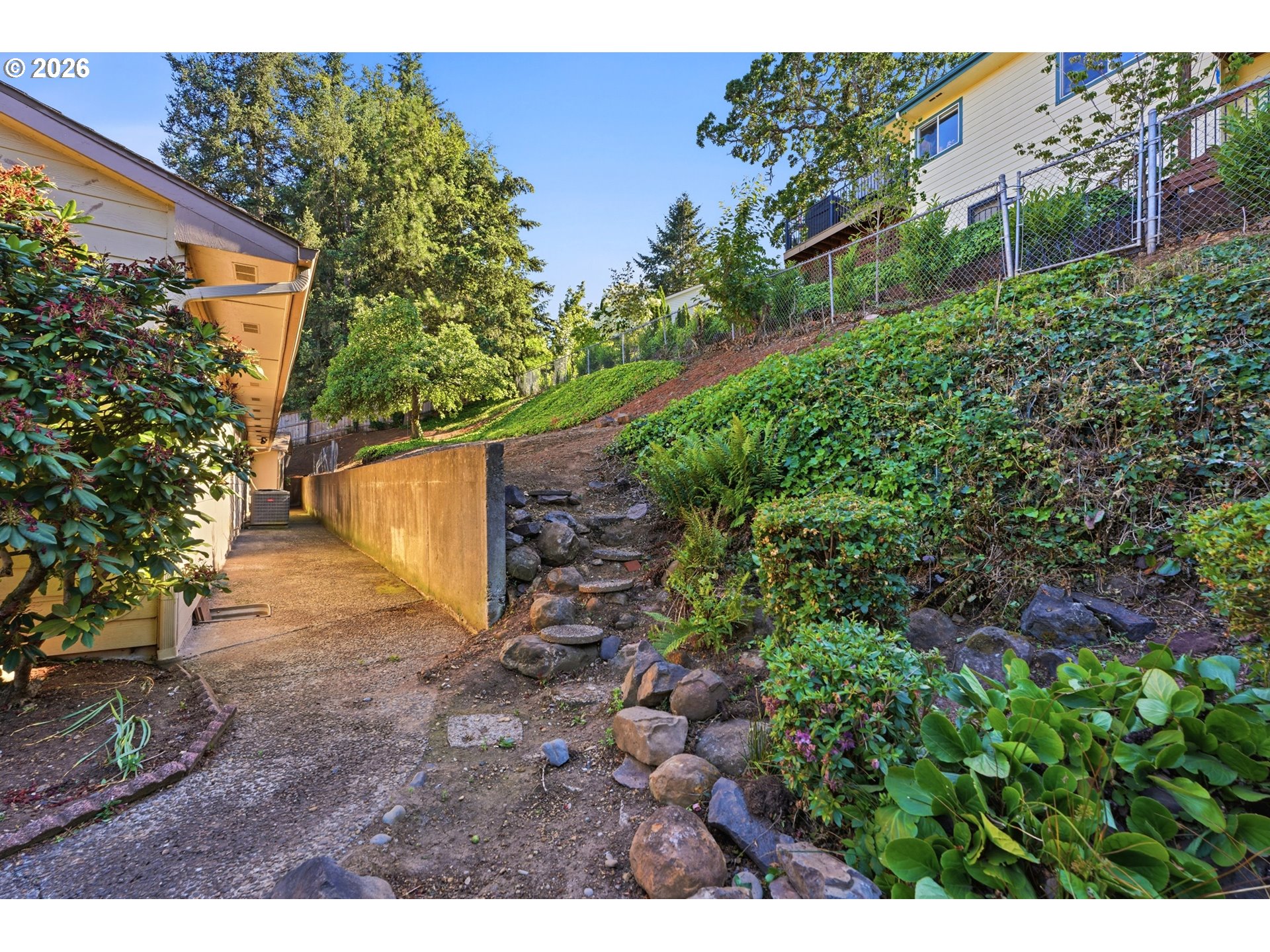 429 Stoneway Dr Nw Property Photo 37