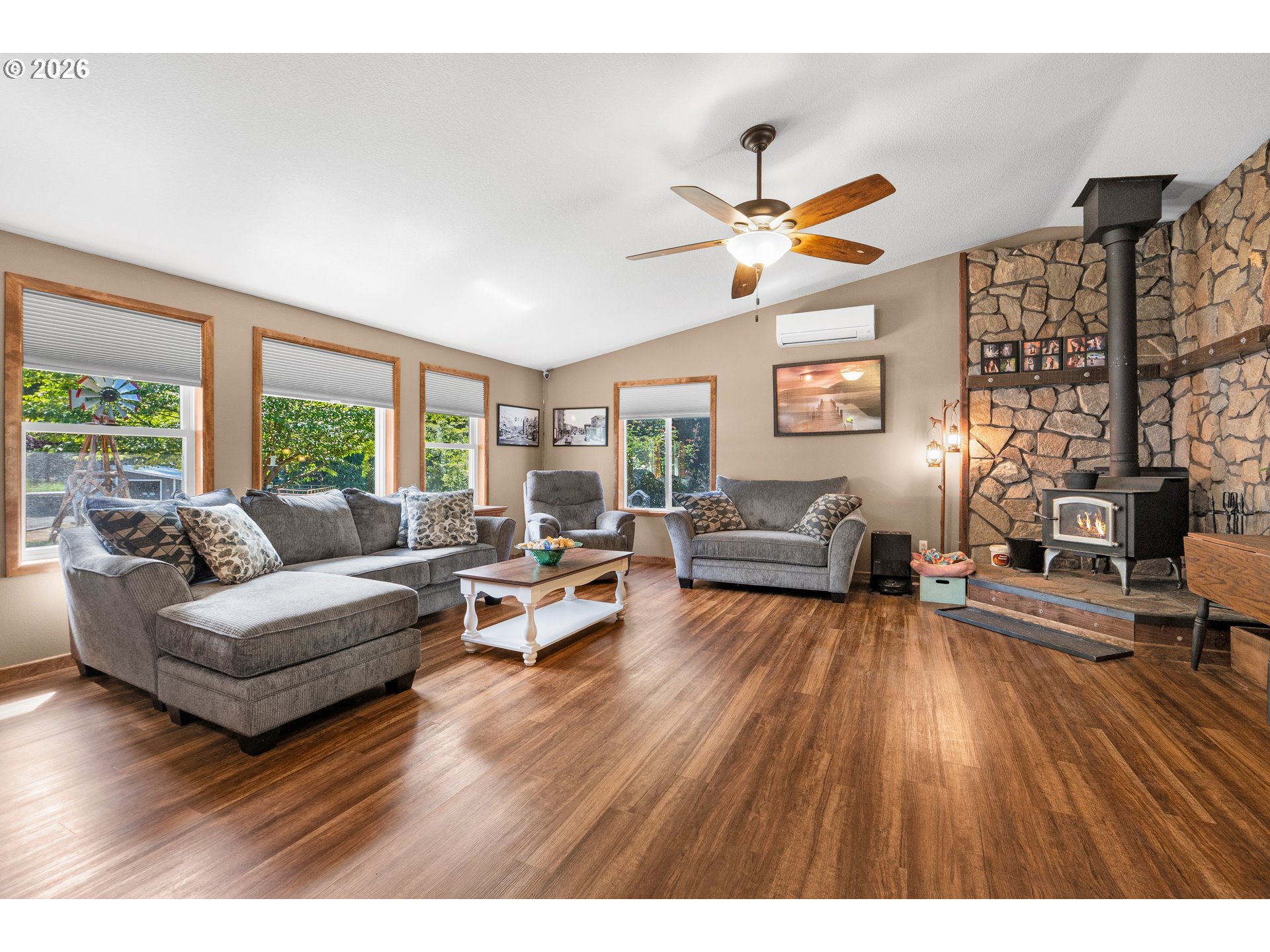 42524 Stringtown Ln Property Photo 14