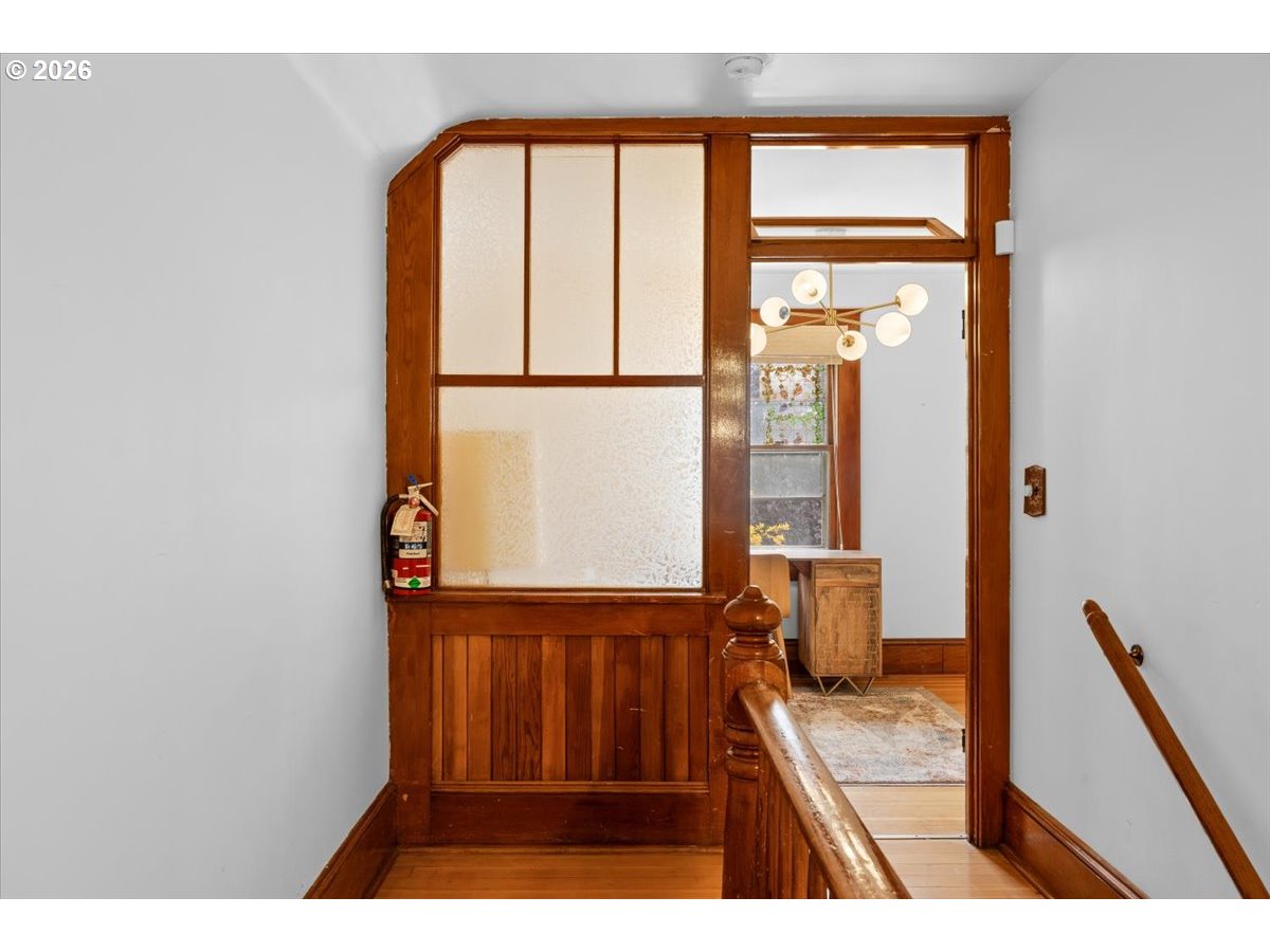 139 Sw I St Property Photo 24
