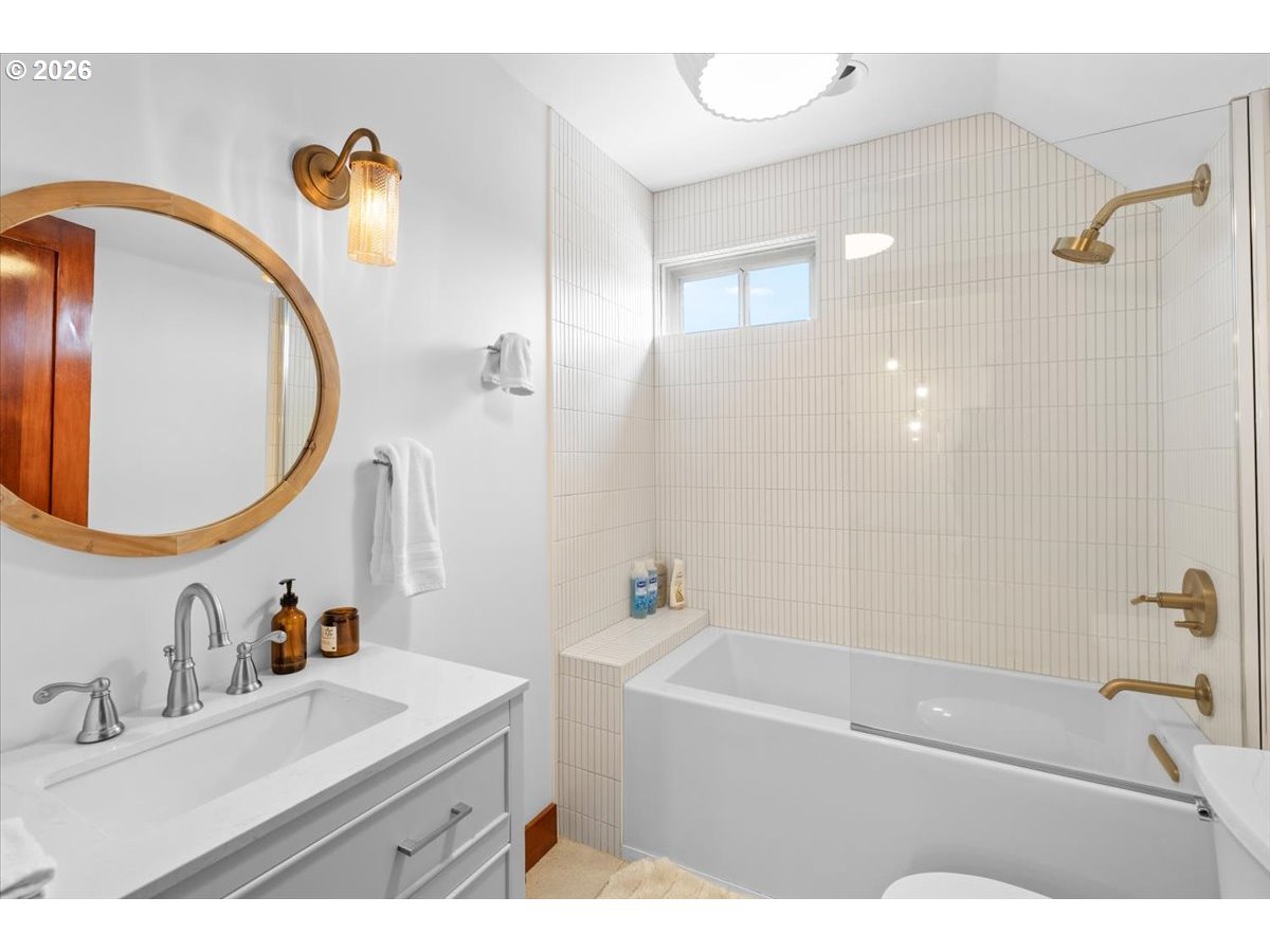 139 Sw I St Property Photo 34