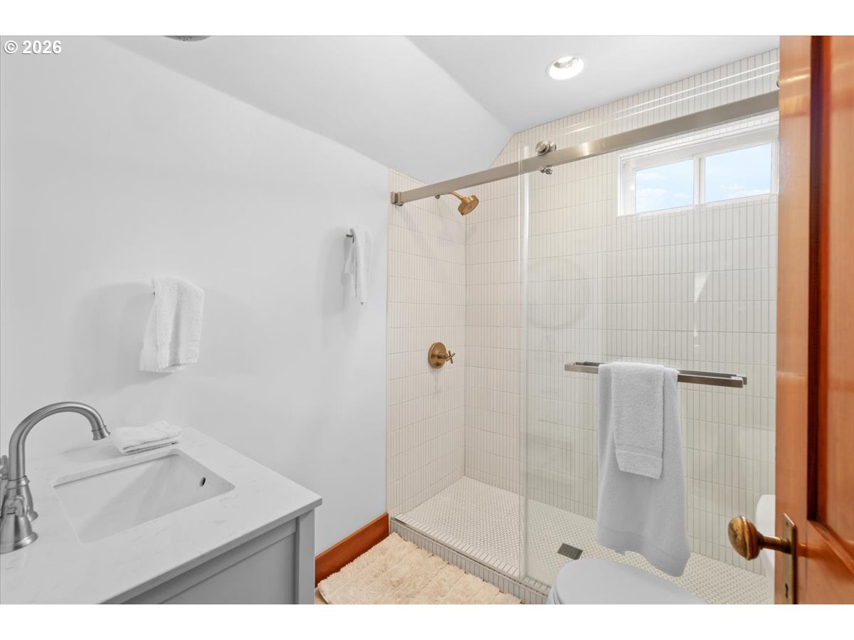 139 Sw I St Property Photo 35