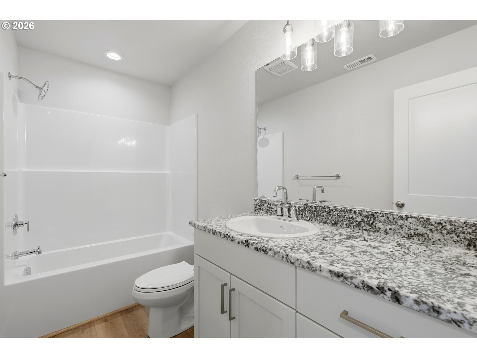 366 Se Shetterly Dr Property Photo 12