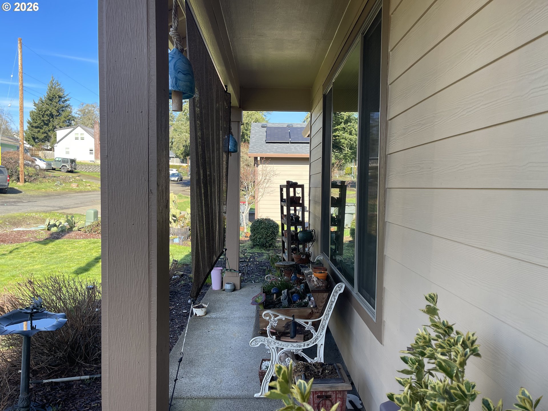 408 Sw Oak St Property Photo 4