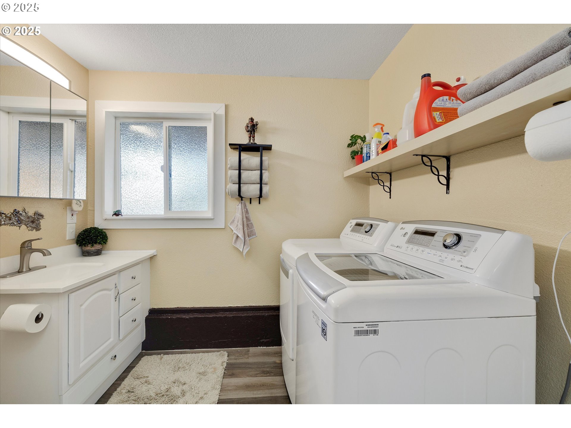 1460 Cornell Ave Property Photo 26