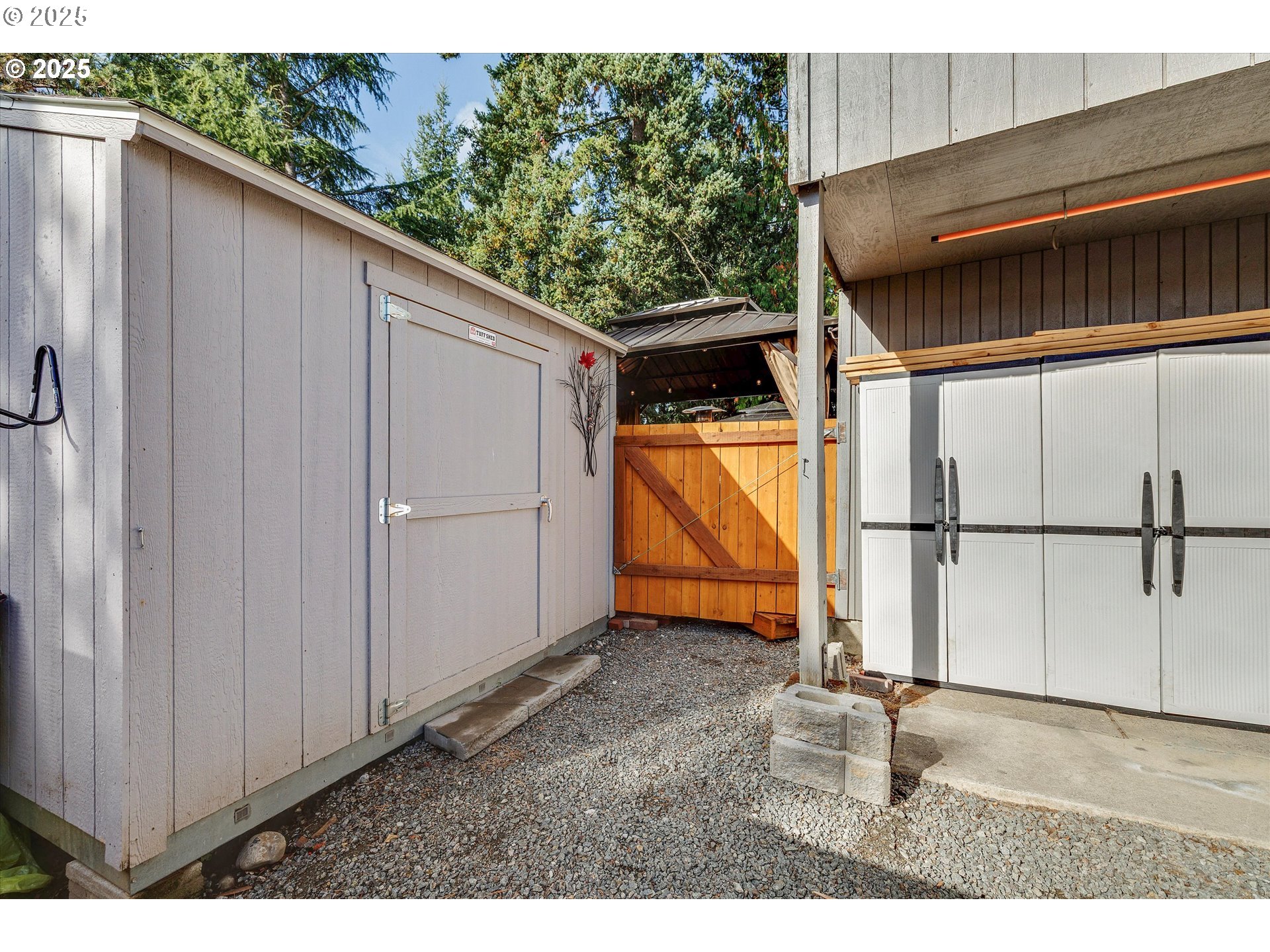 1460 Cornell Ave Property Photo 37