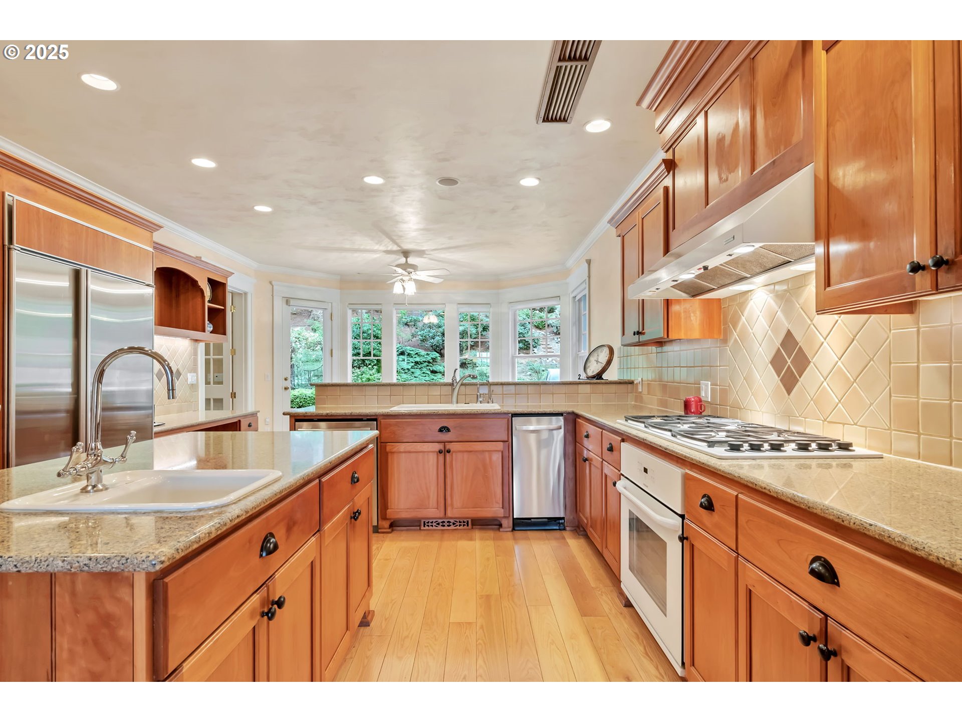 28408 Spencer Creek Rd Property Photo 17