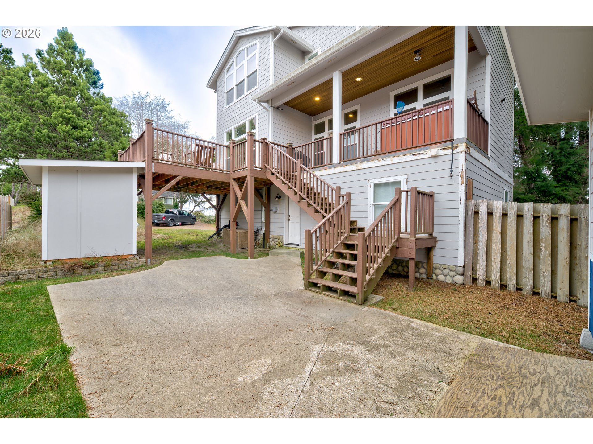1110 267th Pl Property Photo 2
